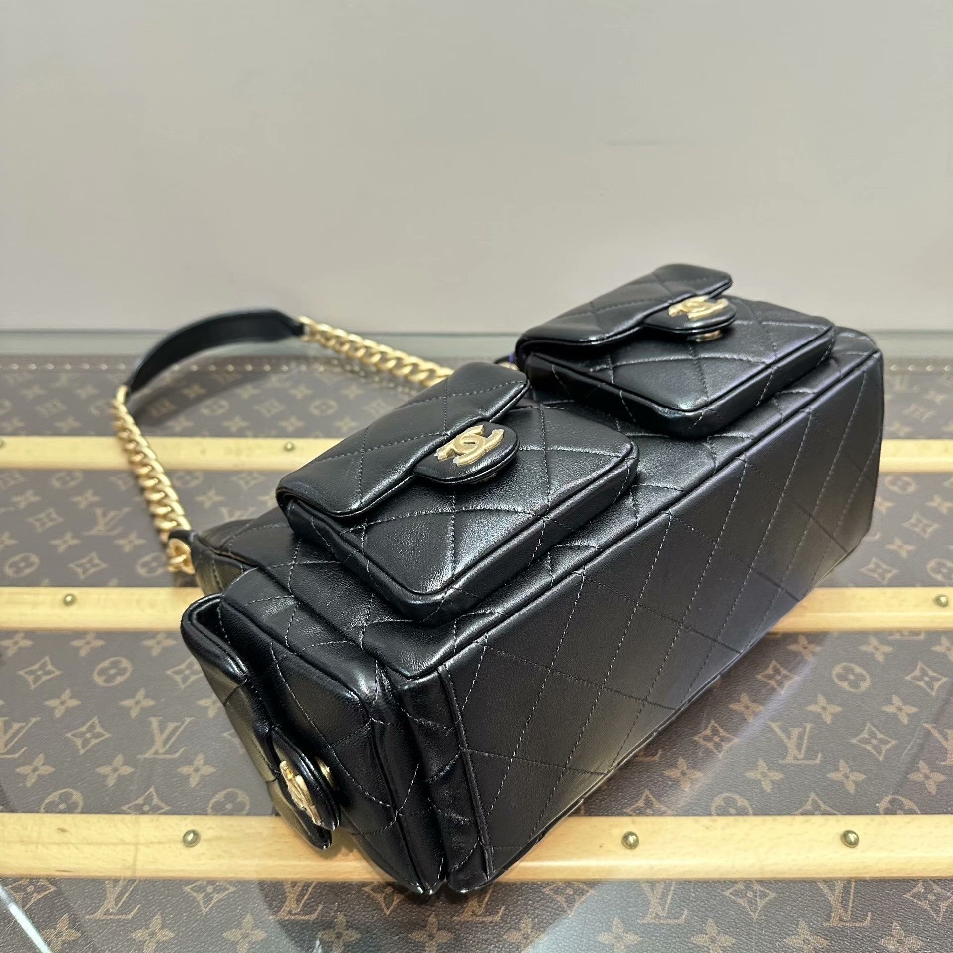 Chanel Pre-loved Bag Very good condition Size ONE SIZE - 4 Thumbnail