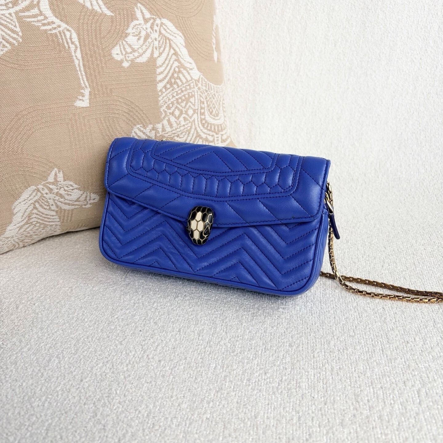 Bvlgari Pre-loved Bag Very good condition Size ONE SIZE - 4 Thumbnail