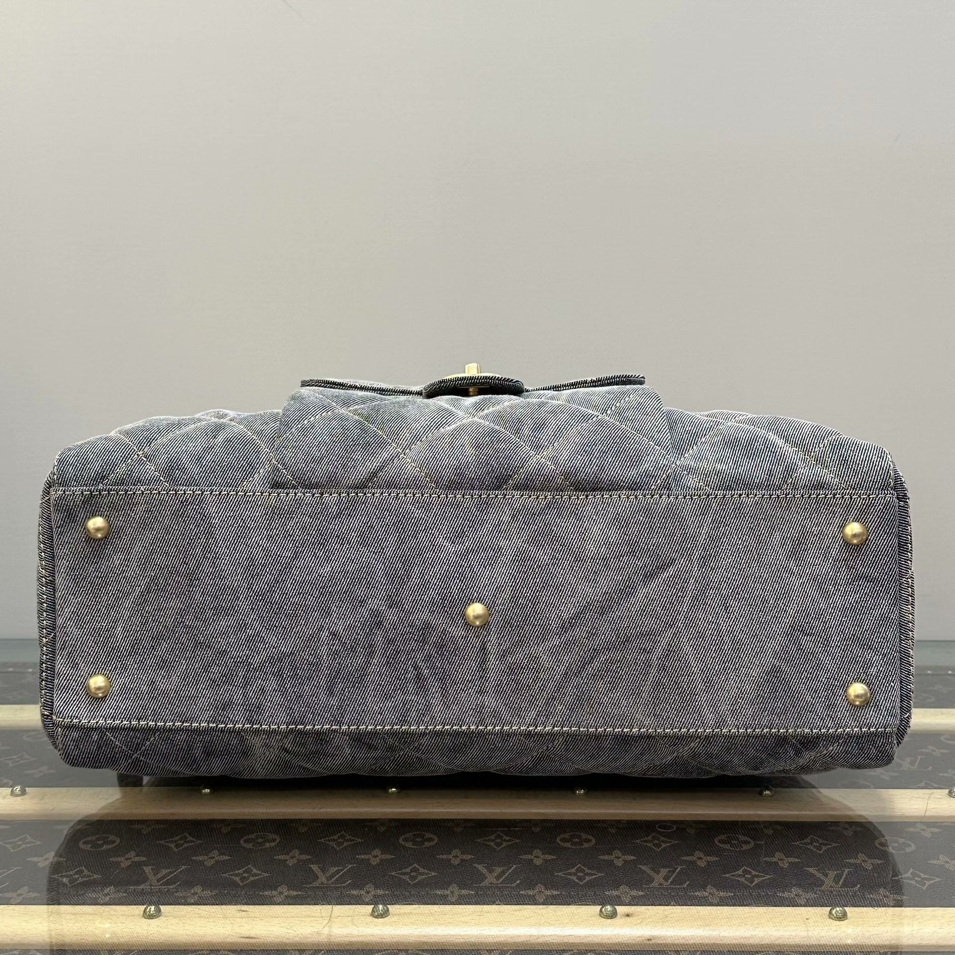 Chanel Pre-loved Bag Very good condition Size ONE SIZE - 5 Thumbnail