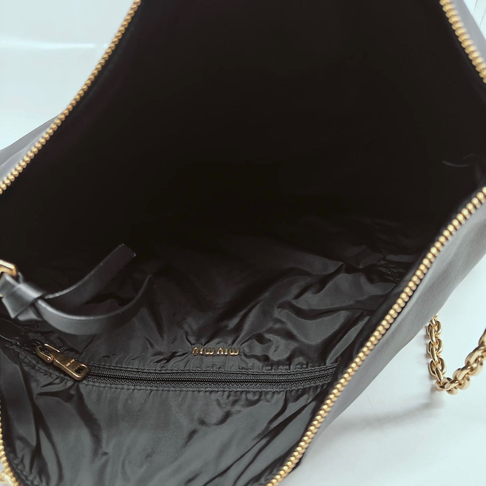 Miu Miu Pre-loved Bag Very good condition Size ONE SIZE - 9 Thumbnail