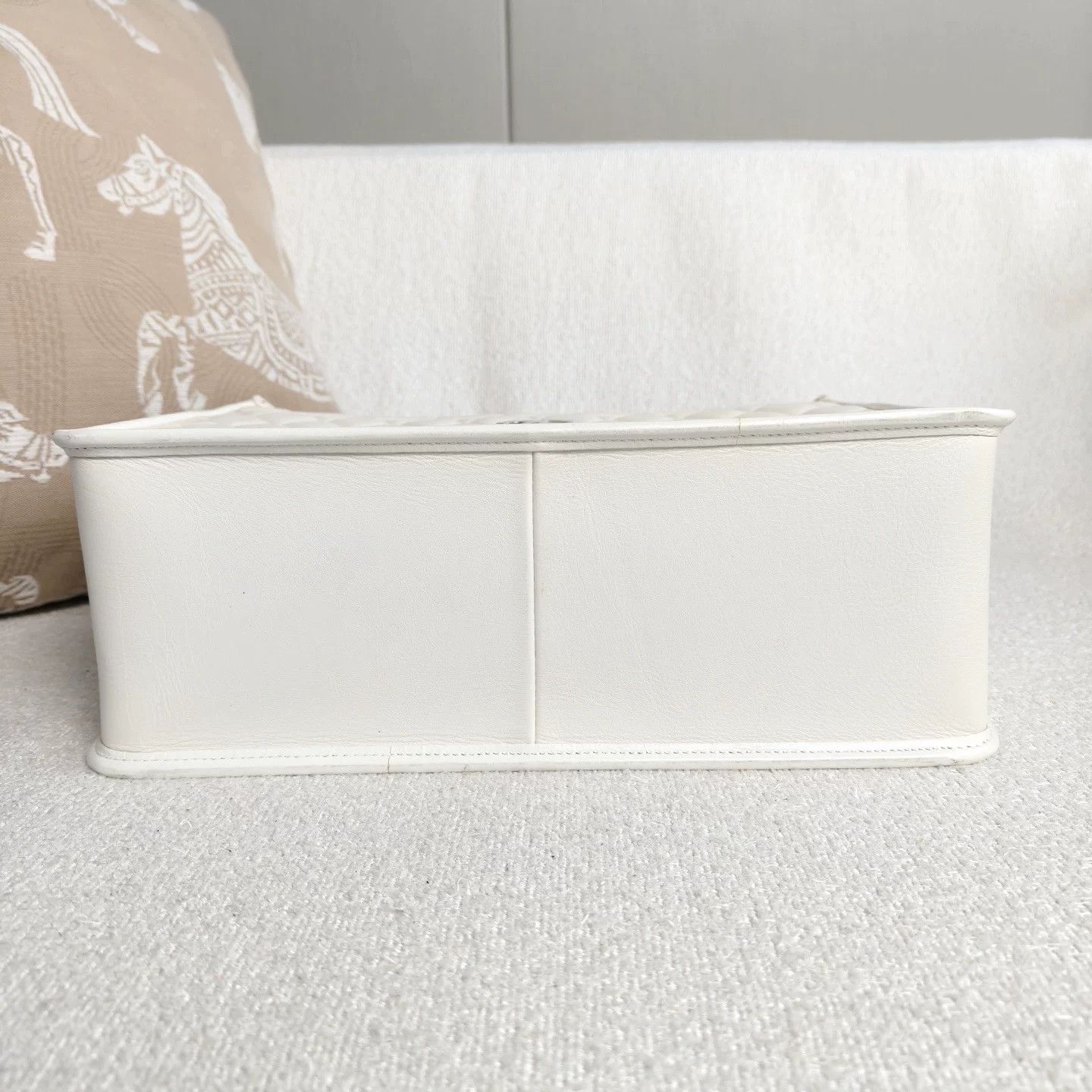 Chanel Pre-loved Bag Very good condition Size ONE SIZE - 5 Thumbnail