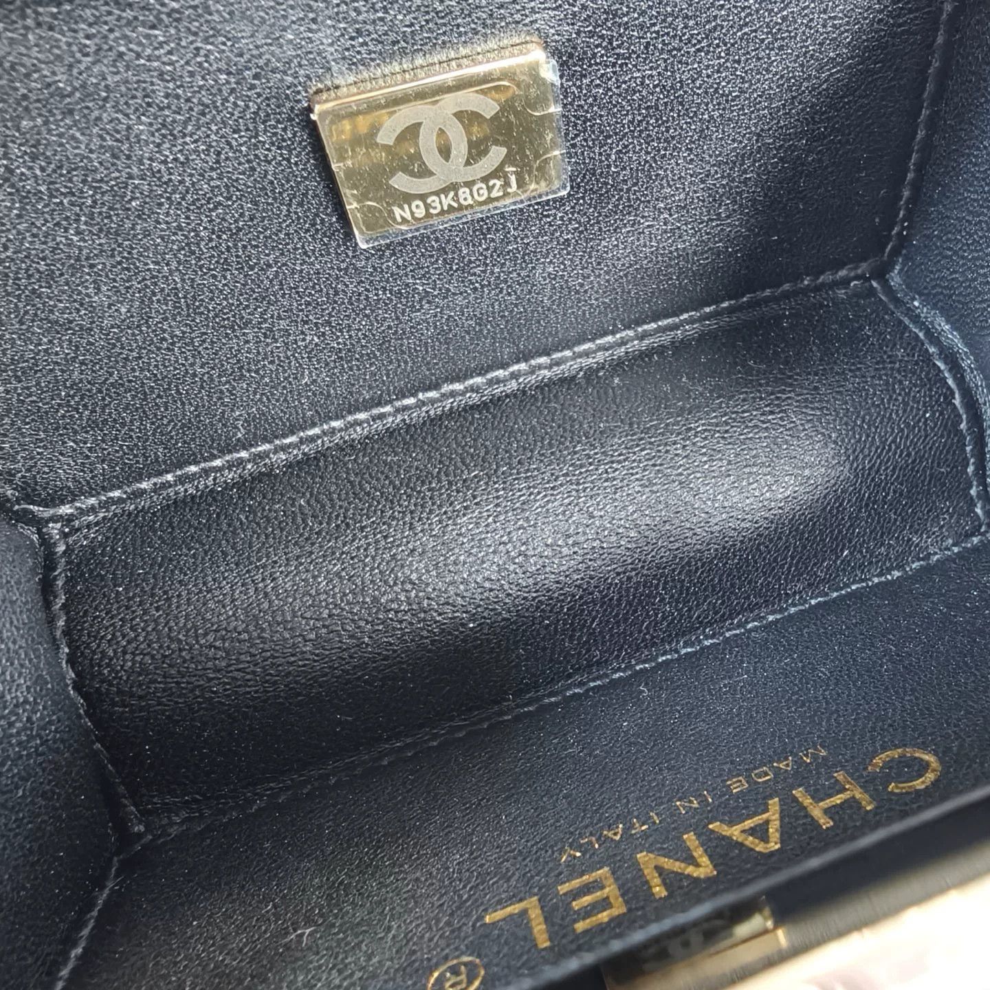 Chanel Pre-loved Bag Very good condition Size ONE SIZE - 7 Thumbnail
