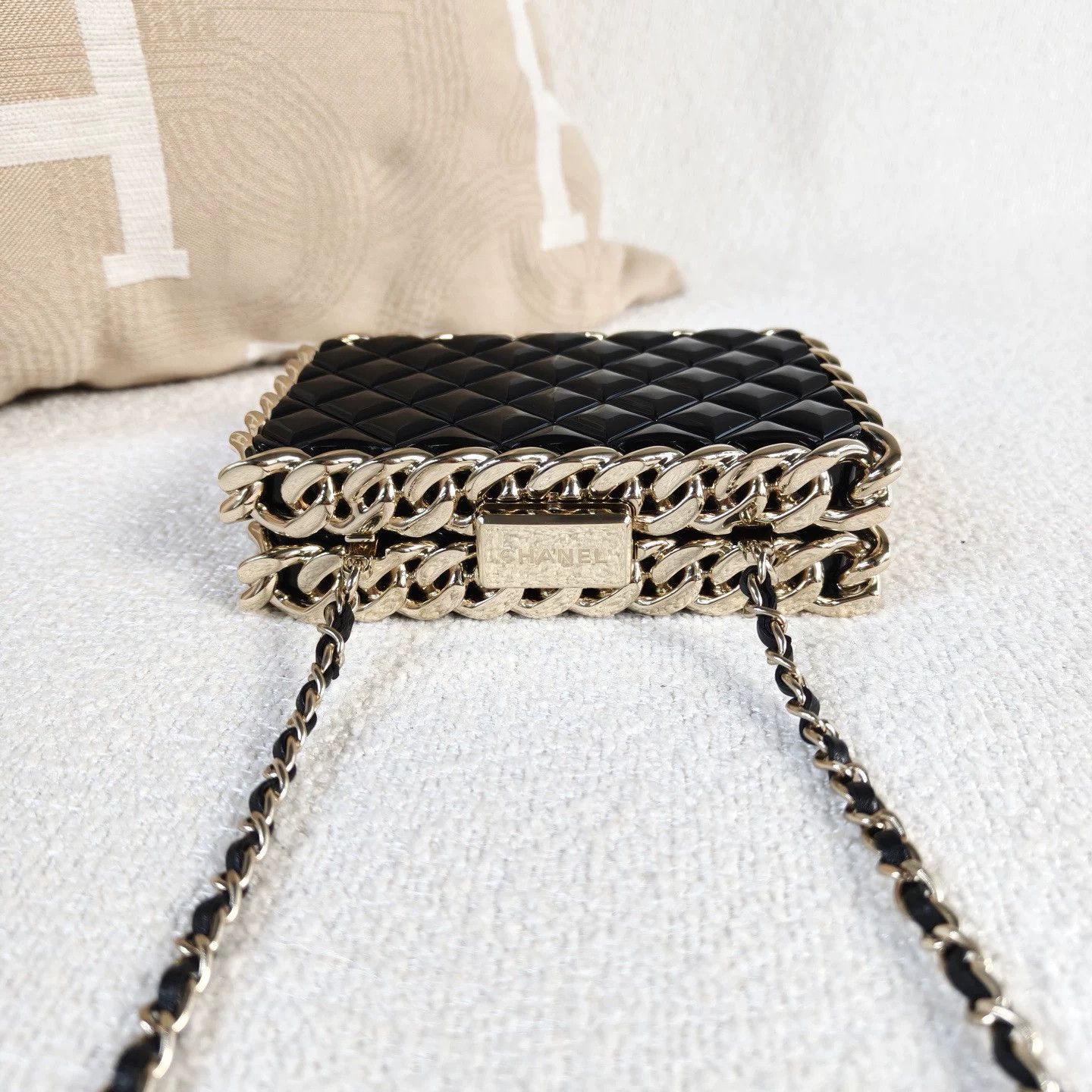 Chanel Pre-loved Bag Very good condition Size ONE SIZE - 5 Thumbnail