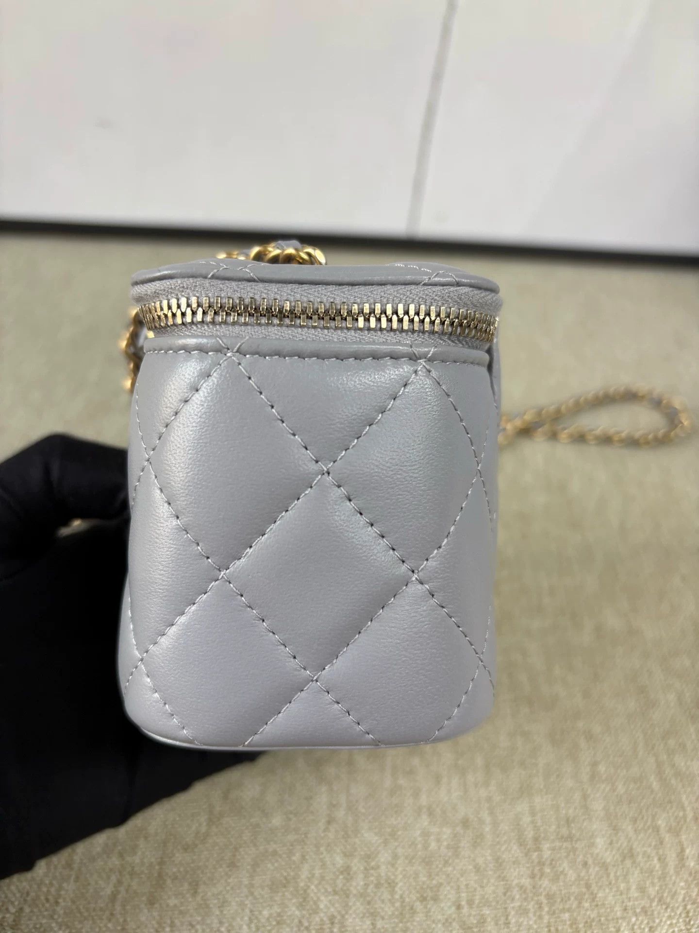 Chanel Pre-loved Bag Very good condition Size ONE SIZE - 5 Thumbnail
