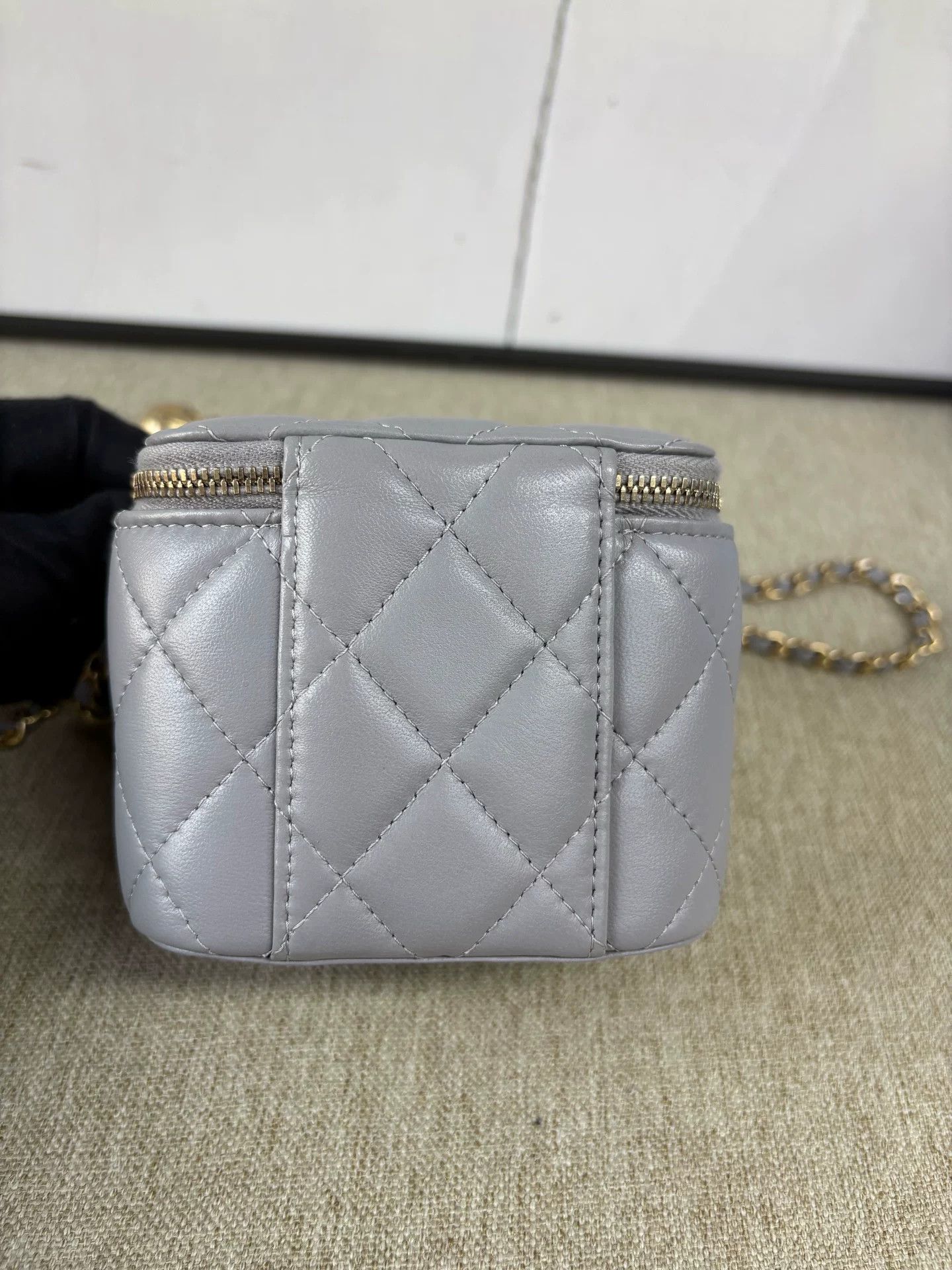 Chanel Pre-loved Bag Very good condition Size ONE SIZE - 4 Thumbnail