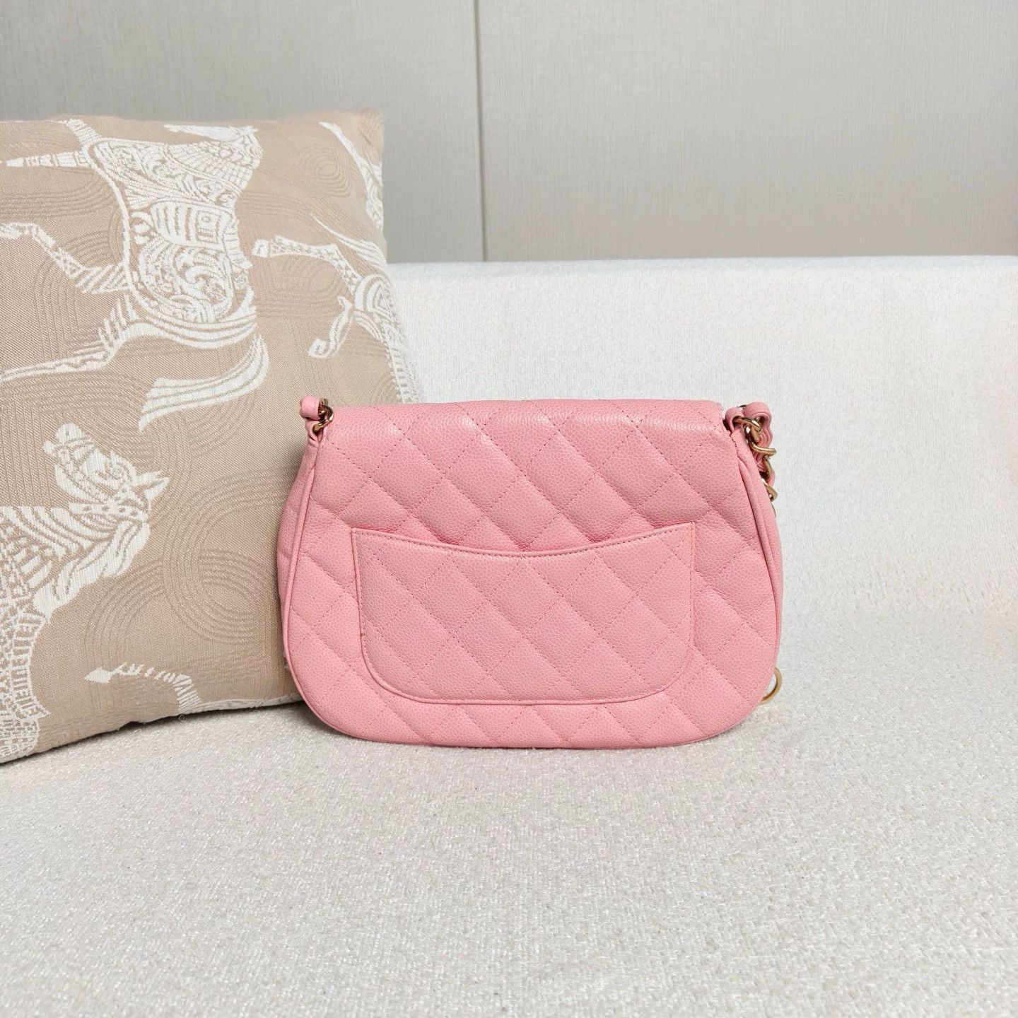 Chanel Pre-loved Bag Very good condition Size ONE SIZE - 3 Thumbnail