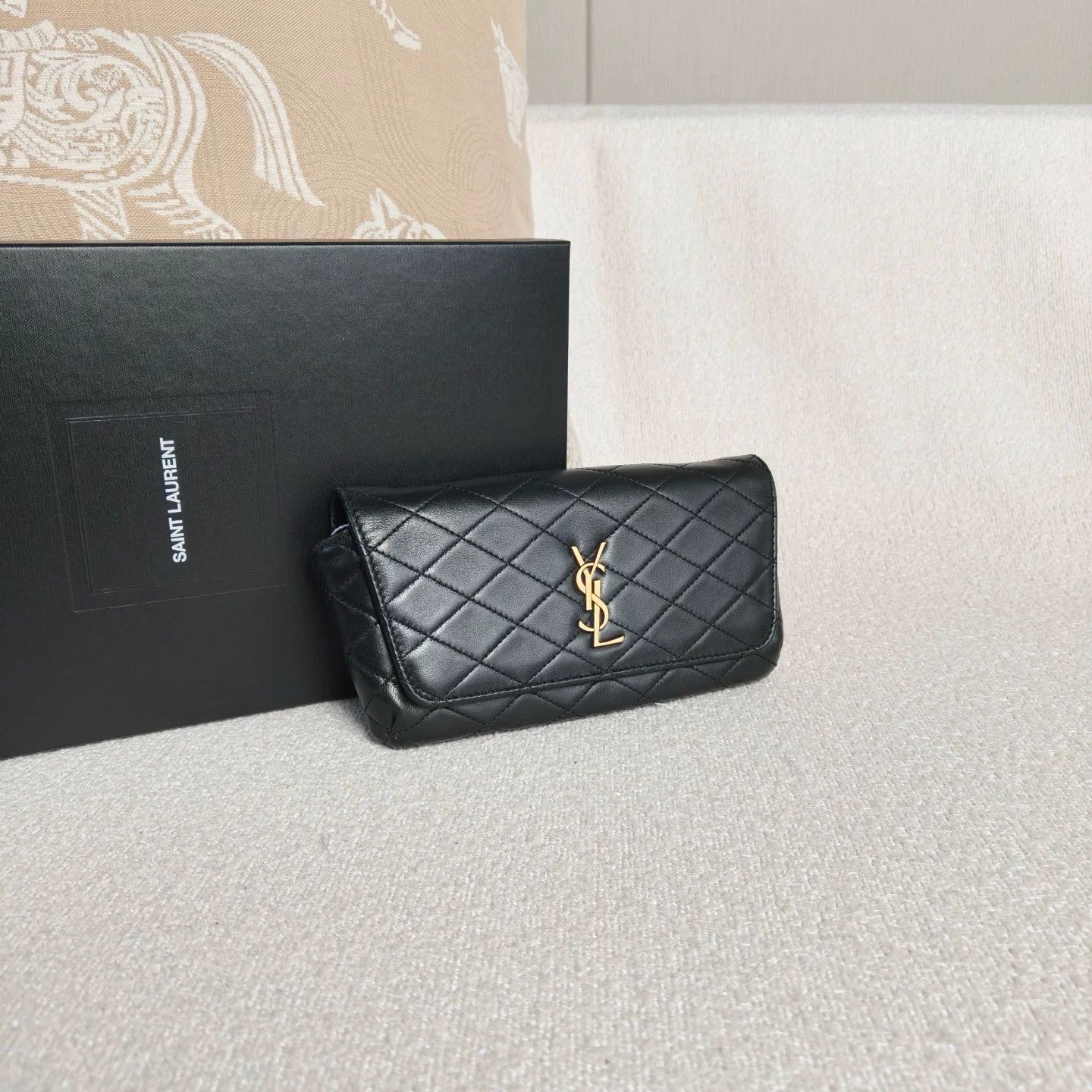 Saint Laurent Paris Pre-loved Bag Very good condition Size ONE SIZE - 6 Thumbnail