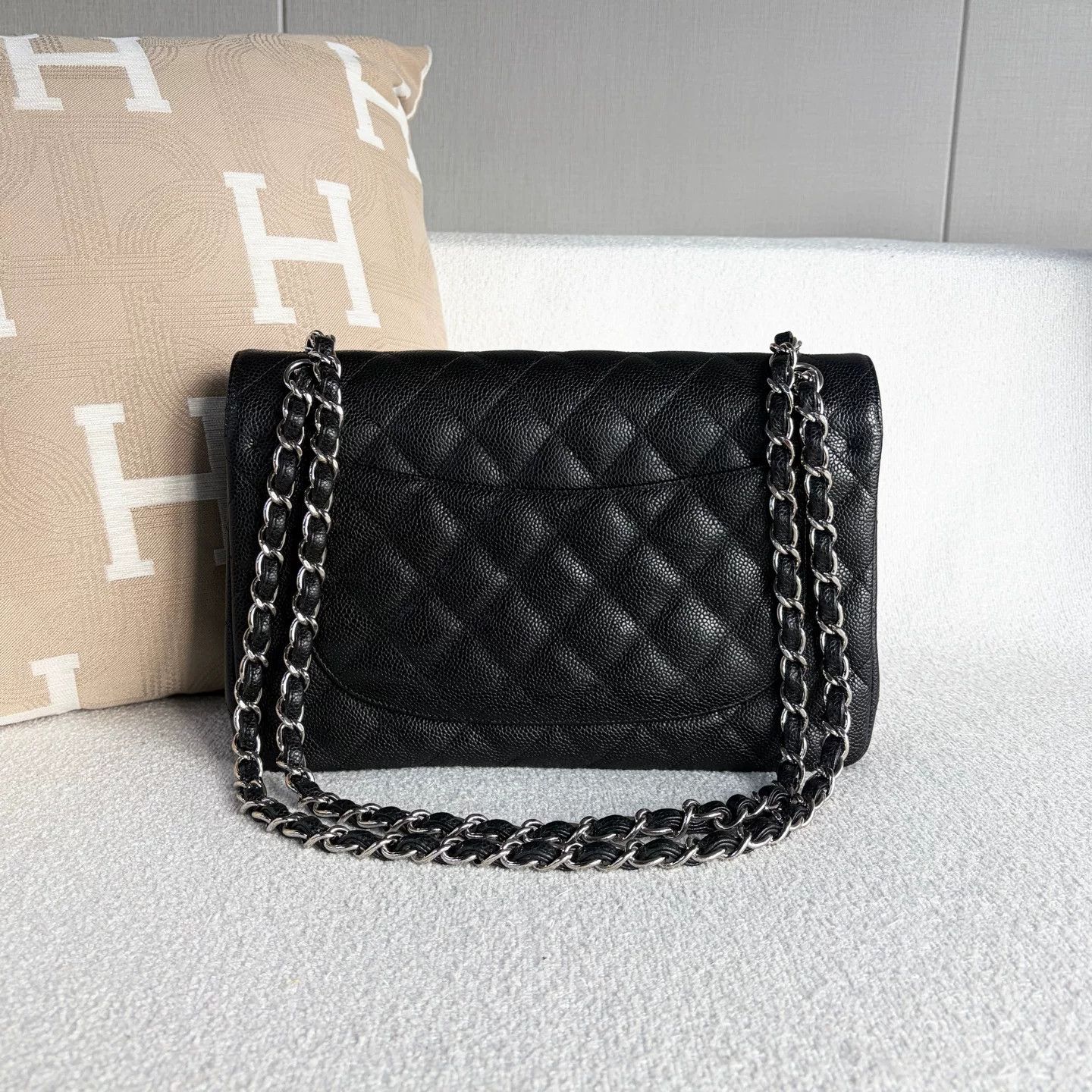 Chanel Pre-loved Bag Very good condition Size ONE SIZE - 3 Thumbnail