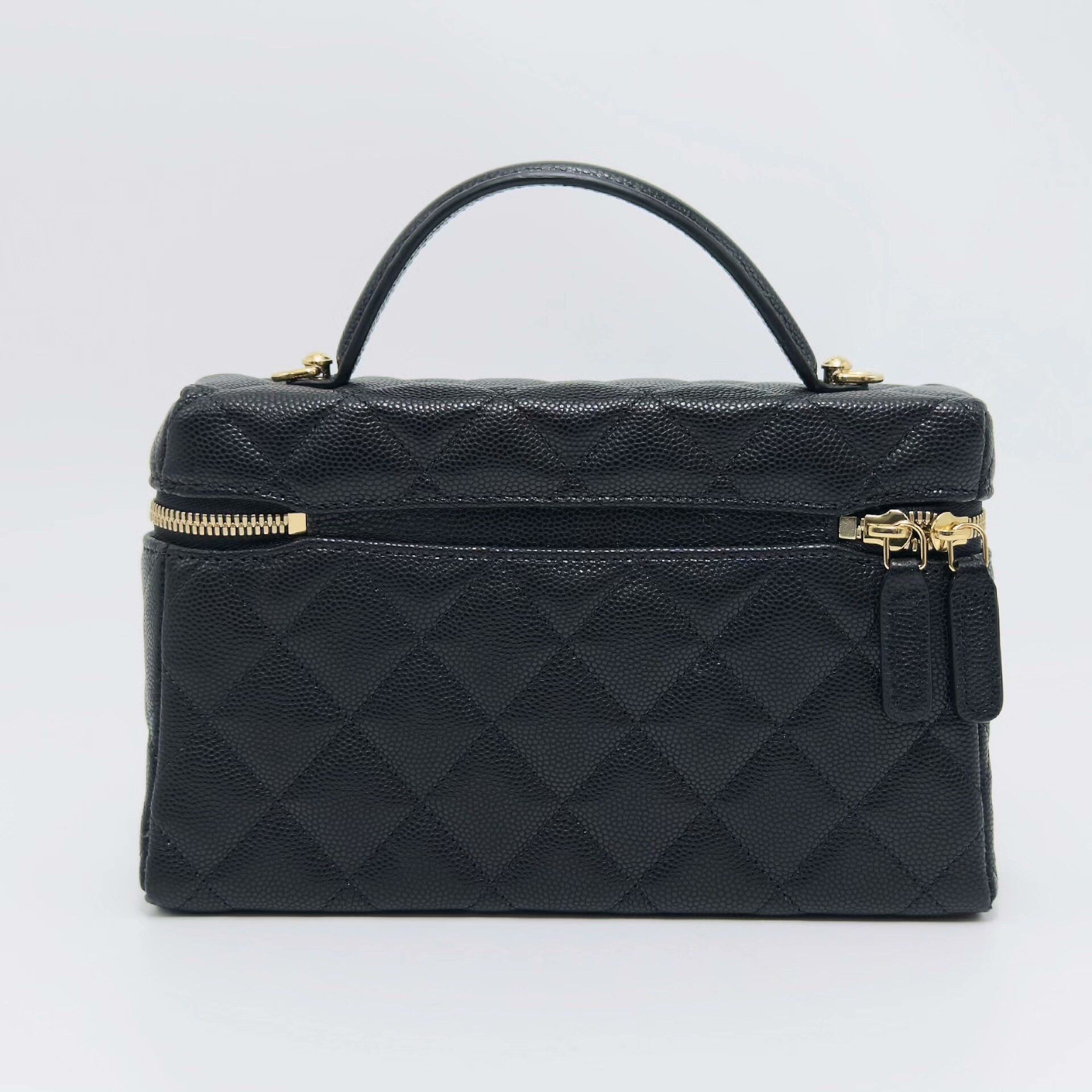 Chanel Pre-loved Bag Very good condition Size ONE SIZE - 2 Thumbnail