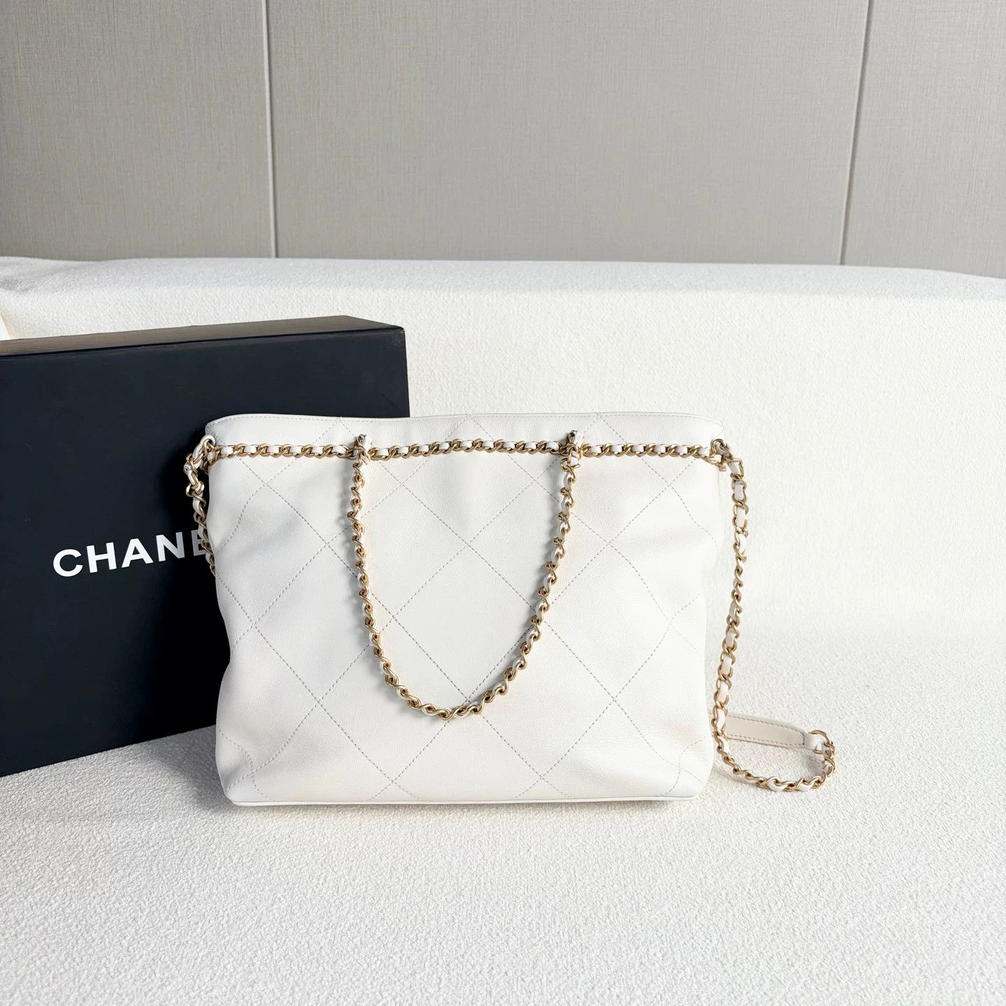 Chanel Pre-loved Bag Very good condition Size ONE SIZE - 3 Thumbnail
