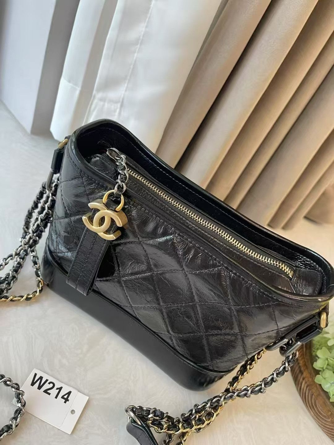 Chanel Pre-loved Bag Very good condition Size ONE SIZE - 2 Thumbnail