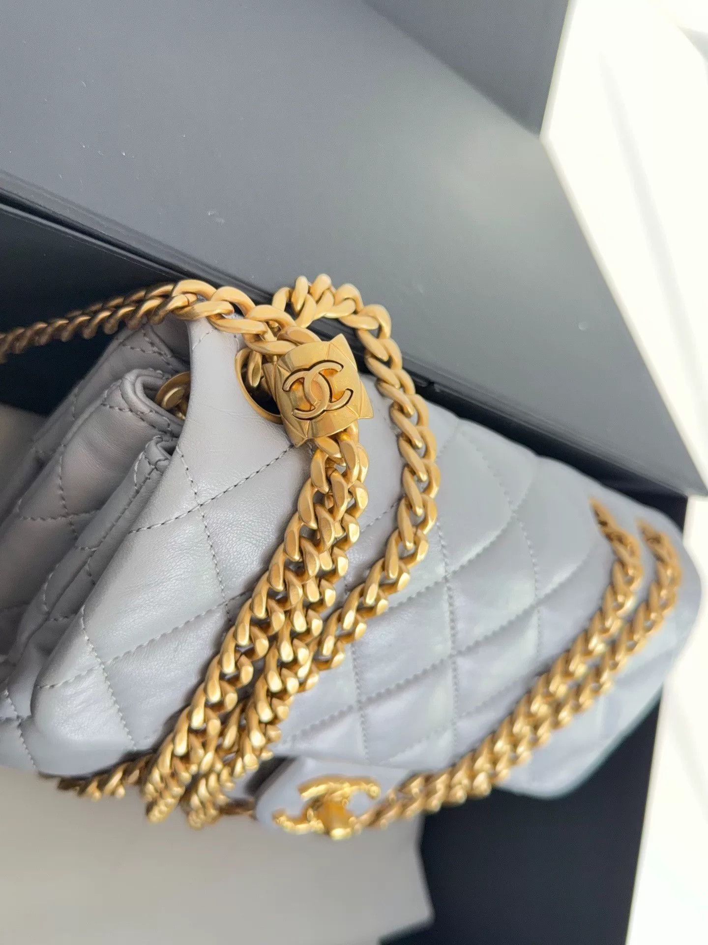 Chanel Pre-loved Bag Very good condition Size ONE SIZE - 2 Thumbnail
