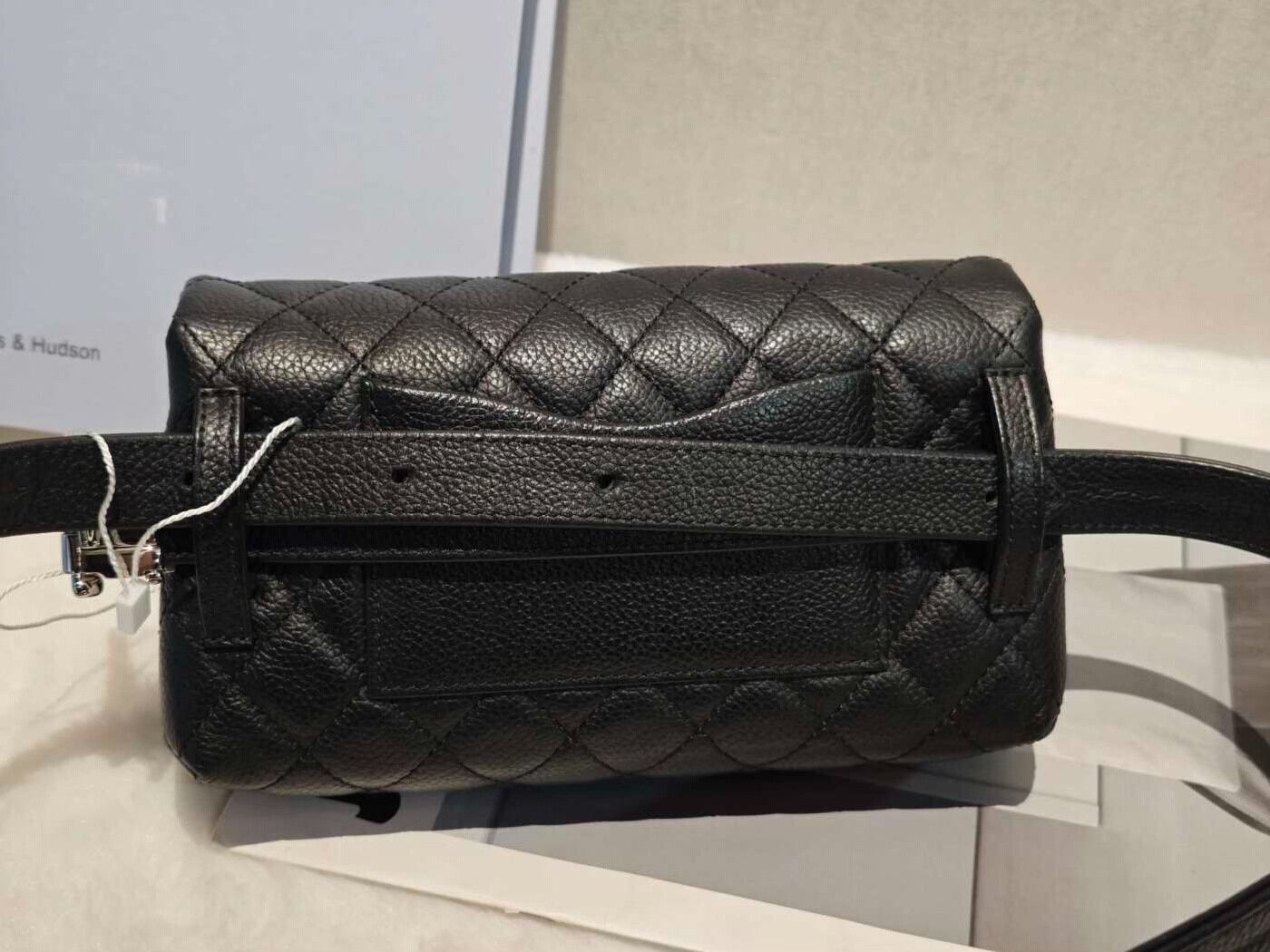Chanel Pre-loved Bag Very good condition Size ONE SIZE - 2 Thumbnail