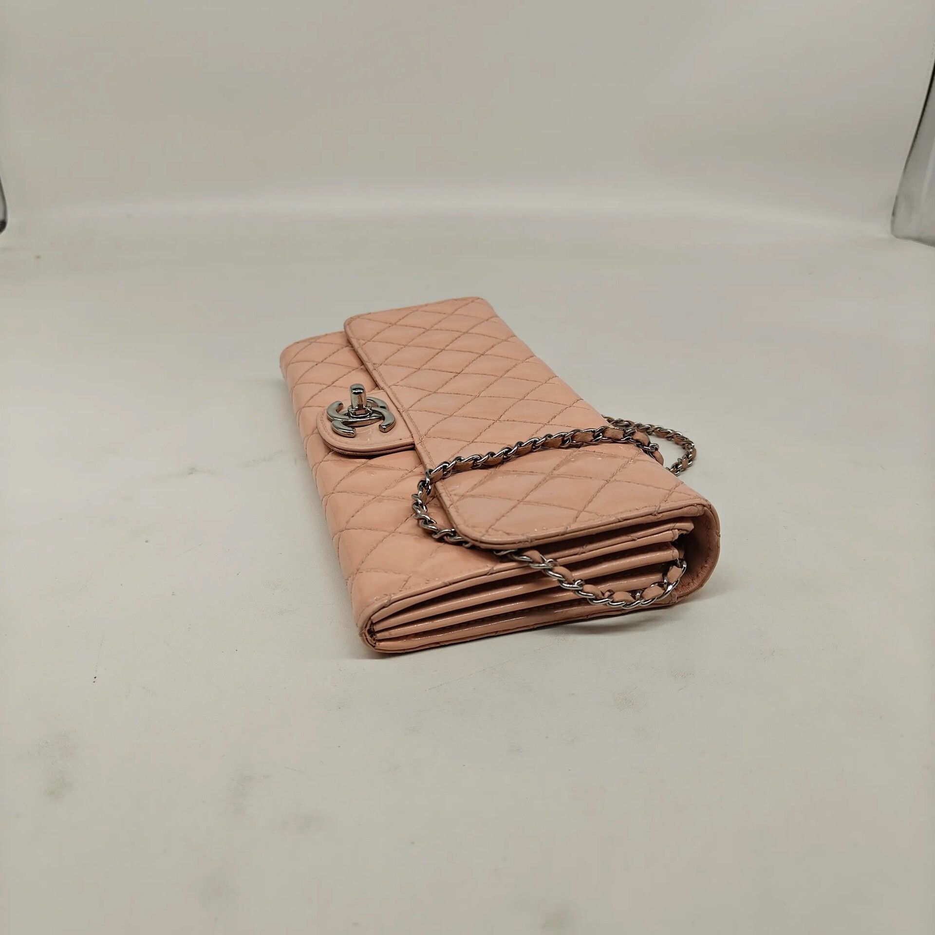 Chanel Pre-loved Bag Very good condition Size ONE SIZE - 6 Thumbnail