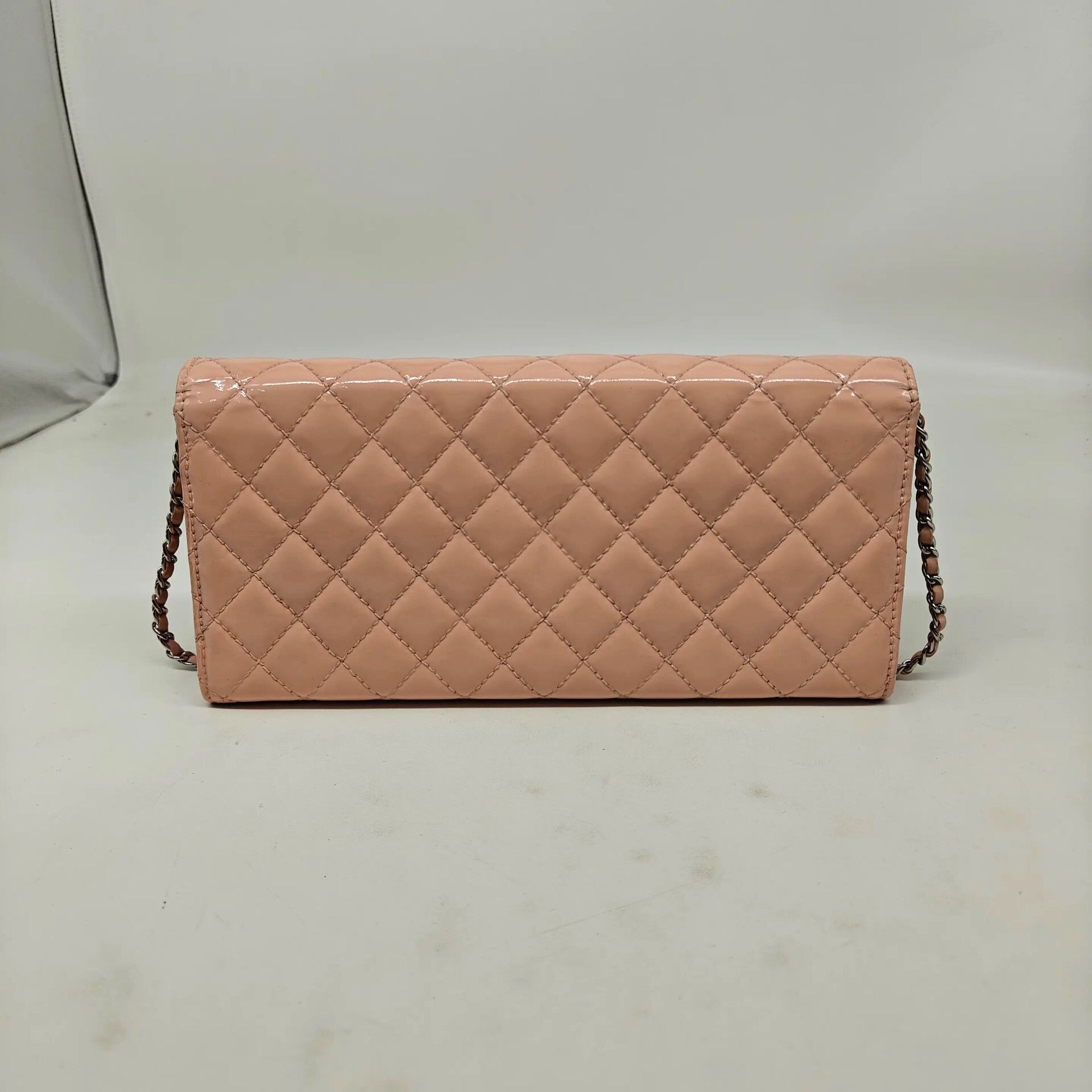 Chanel Pre-loved Bag Very good condition Size ONE SIZE - 3 Thumbnail