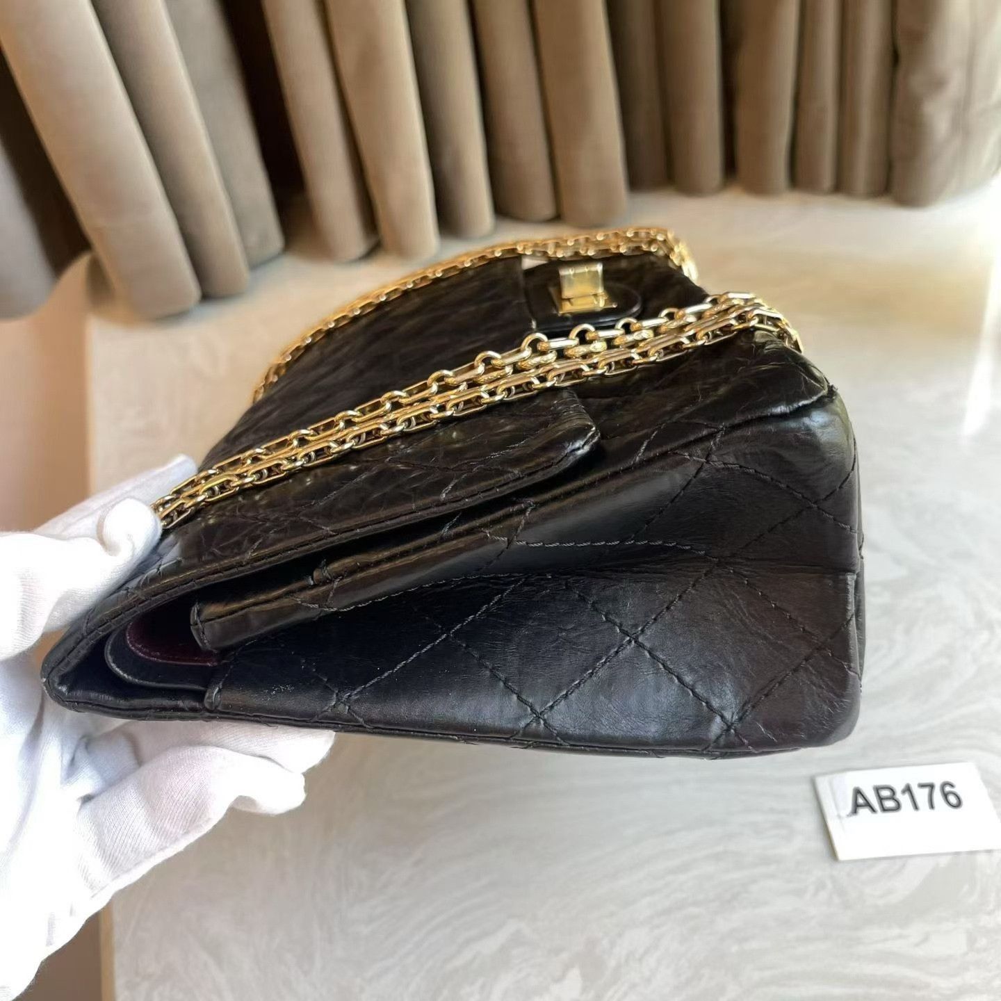 Chanel Pre-loved Bag Very good condition Size ONE SIZE - 3 Thumbnail