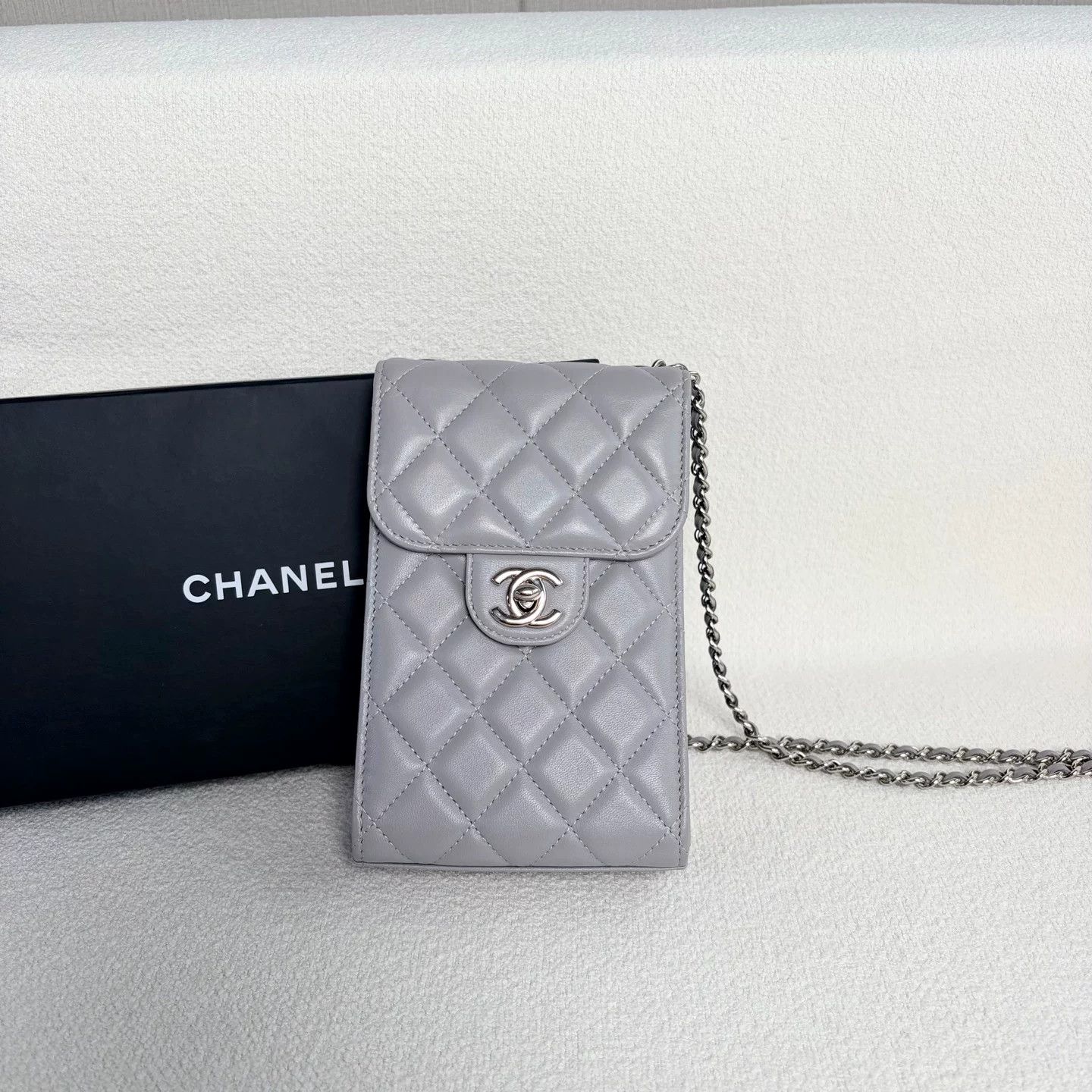 Chanel Pre-loved Bag Very good condition Size ONE SIZE - 2 Thumbnail