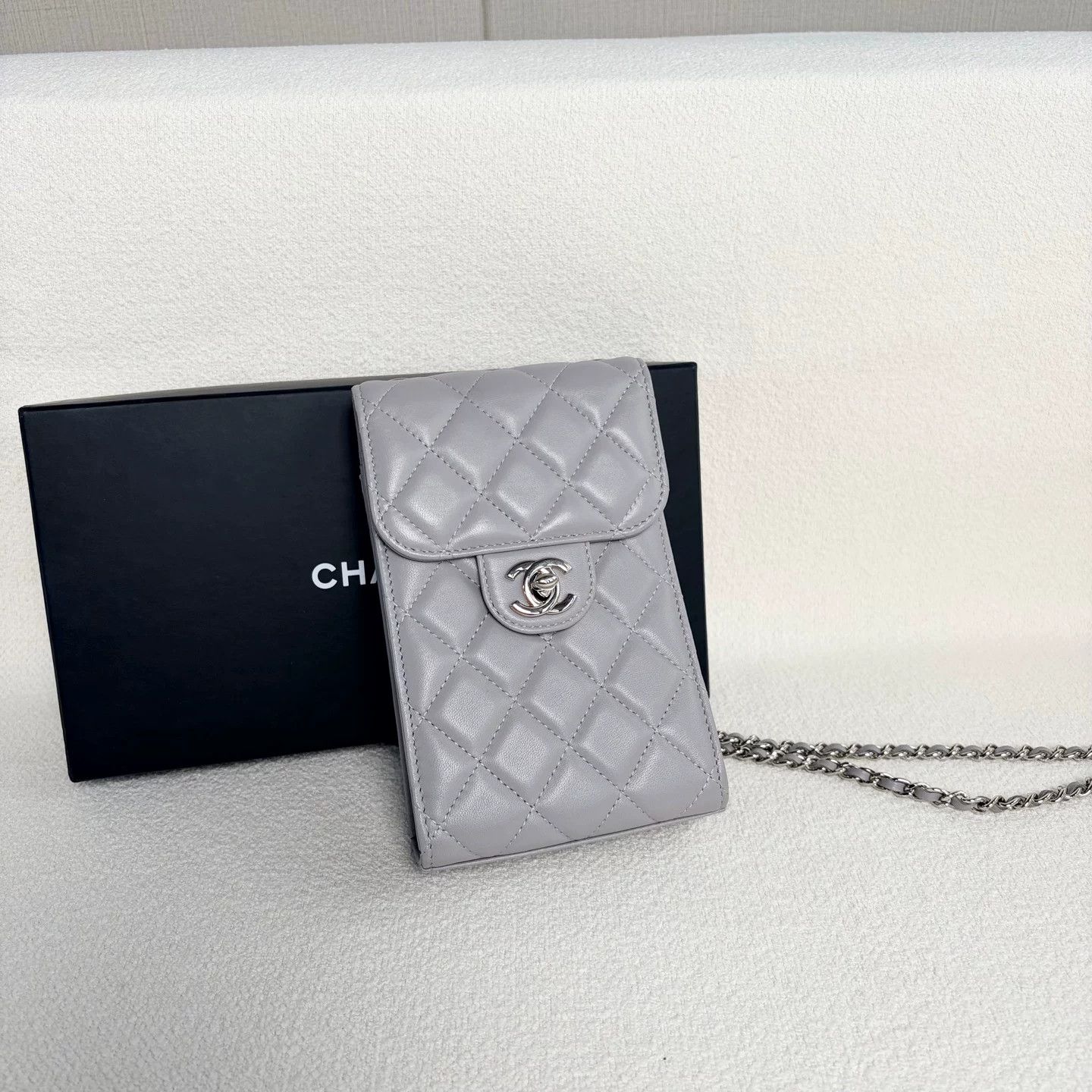 Chanel Pre-loved Bag Very good condition Size ONE SIZE - 6 Thumbnail