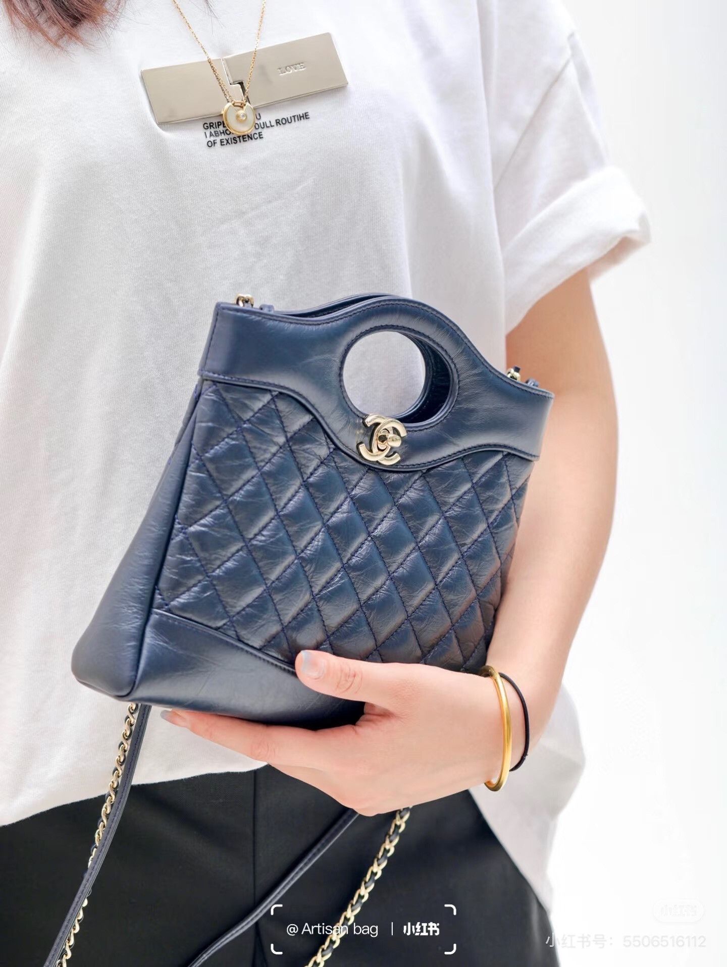 Chanel Pre-loved Bag Very good condition Size ONE SIZE - 8 Thumbnail