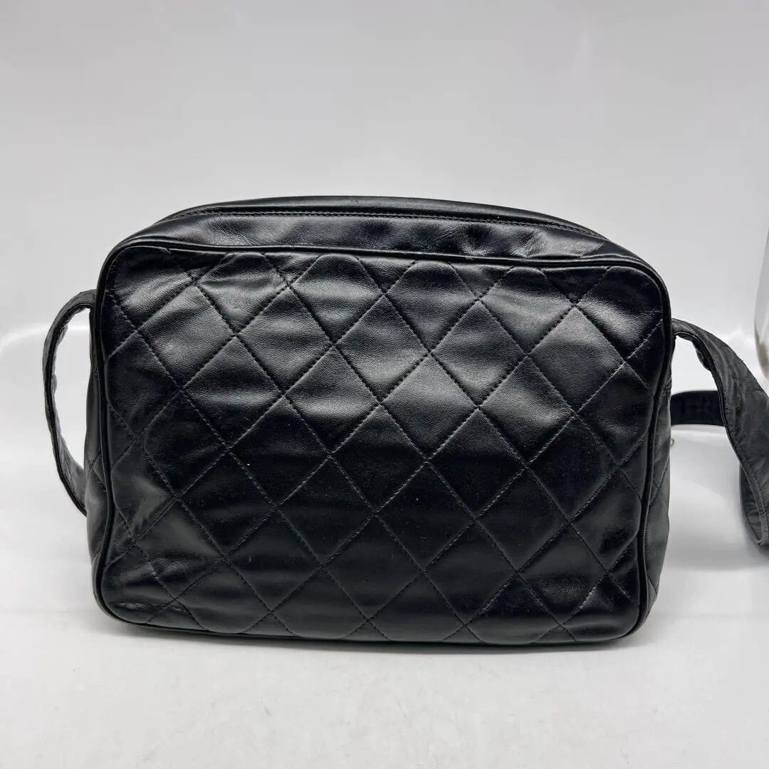 Chanel Pre-loved Bag Very good condition Size ONE SIZE - 4 Thumbnail