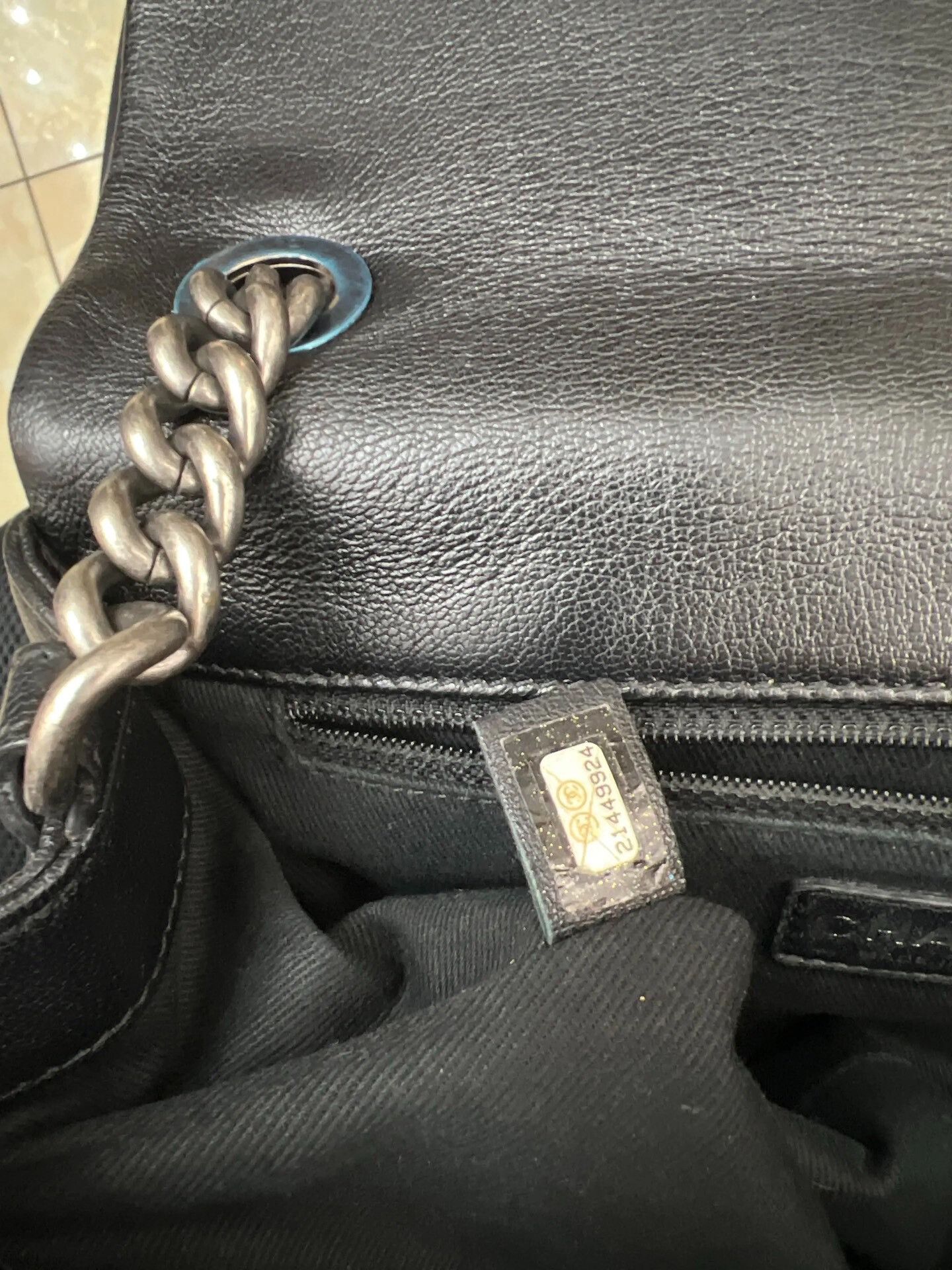 Chanel Pre-loved Bag Very good condition Size ONE SIZE - 9 Thumbnail