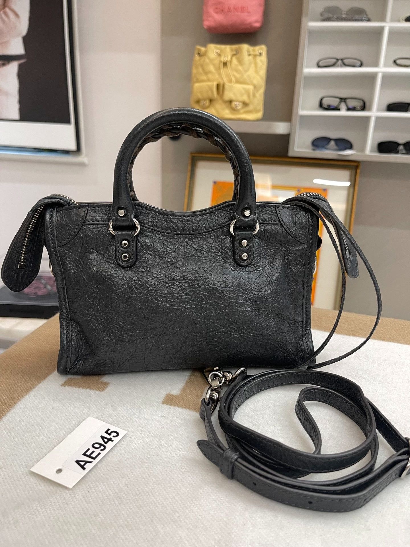 Balenciaga Pre-loved Bag Very good condition Size ONE SIZE - 6 Thumbnail