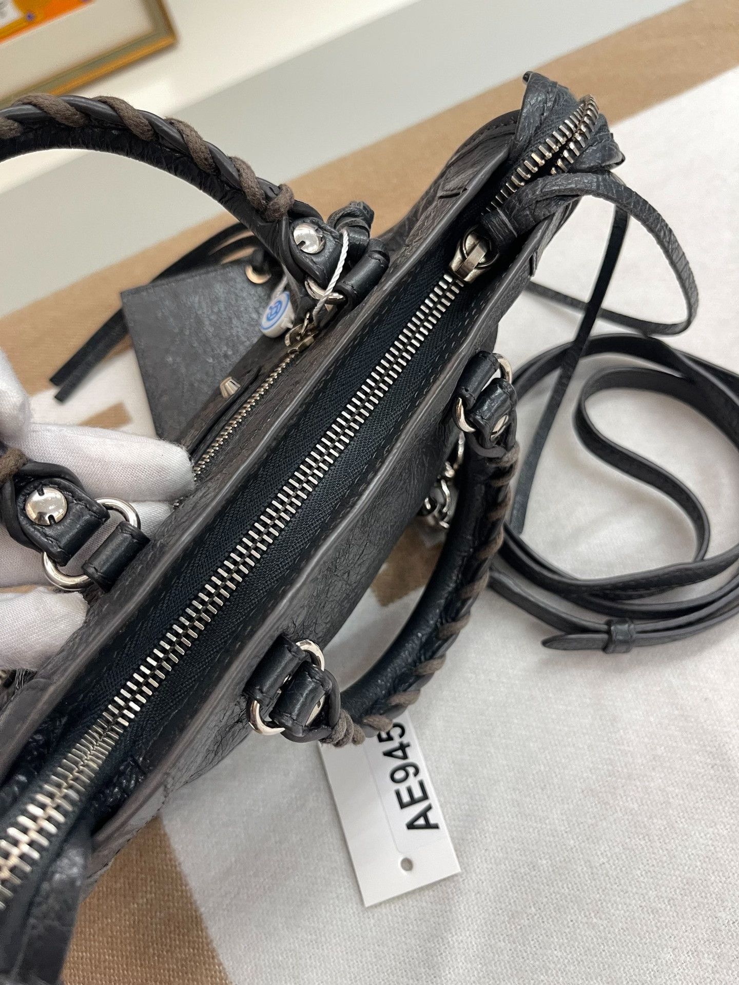 Balenciaga Pre-loved Bag Very good condition Size ONE SIZE - 8 Thumbnail