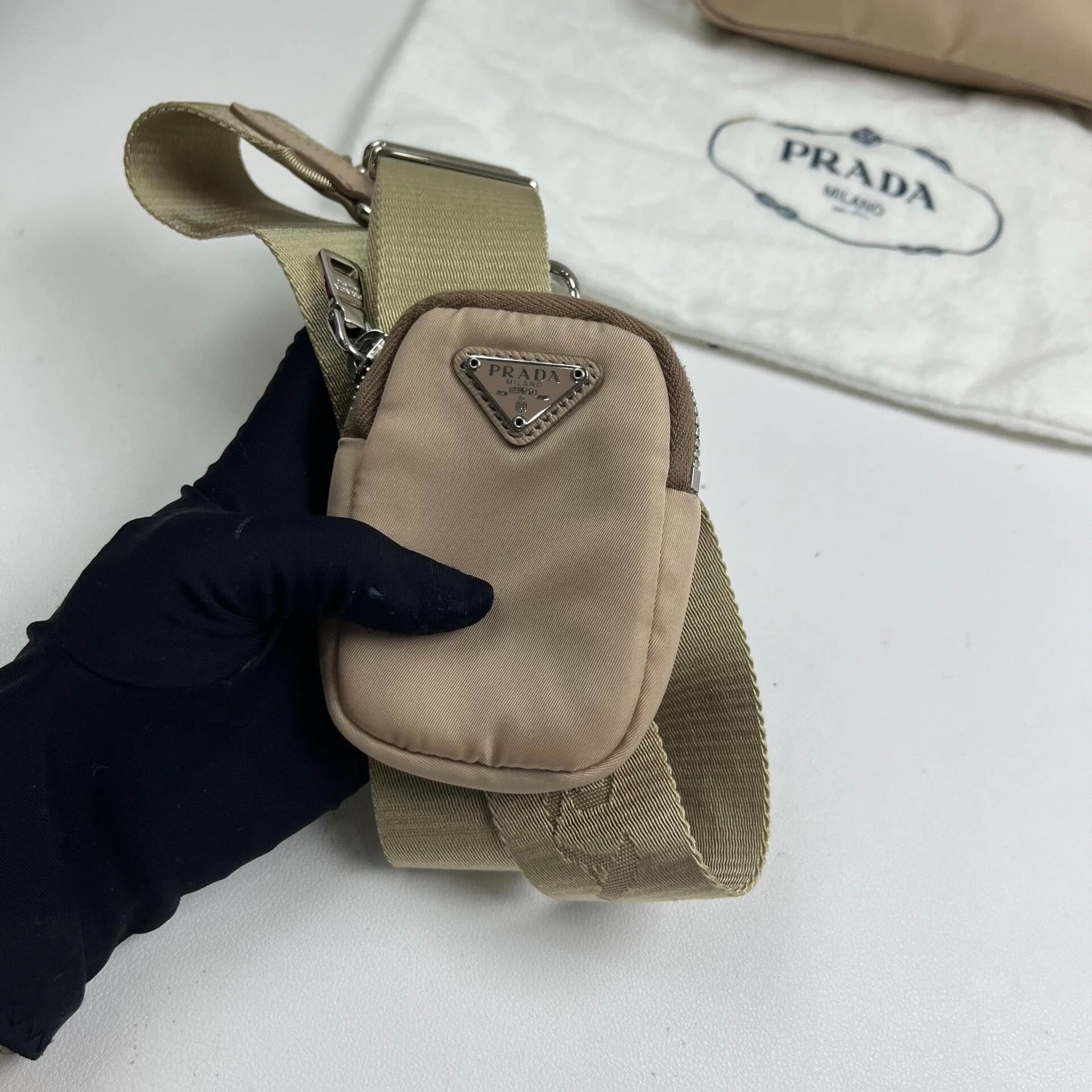 Prada Pre-loved Bag Very good condition Size ONE SIZE - 9 Thumbnail