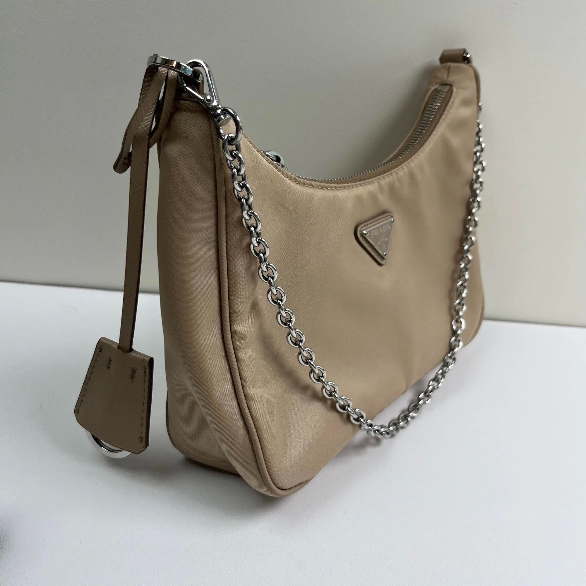 Prada Pre-loved Bag Very good condition Size ONE SIZE - 2 Thumbnail