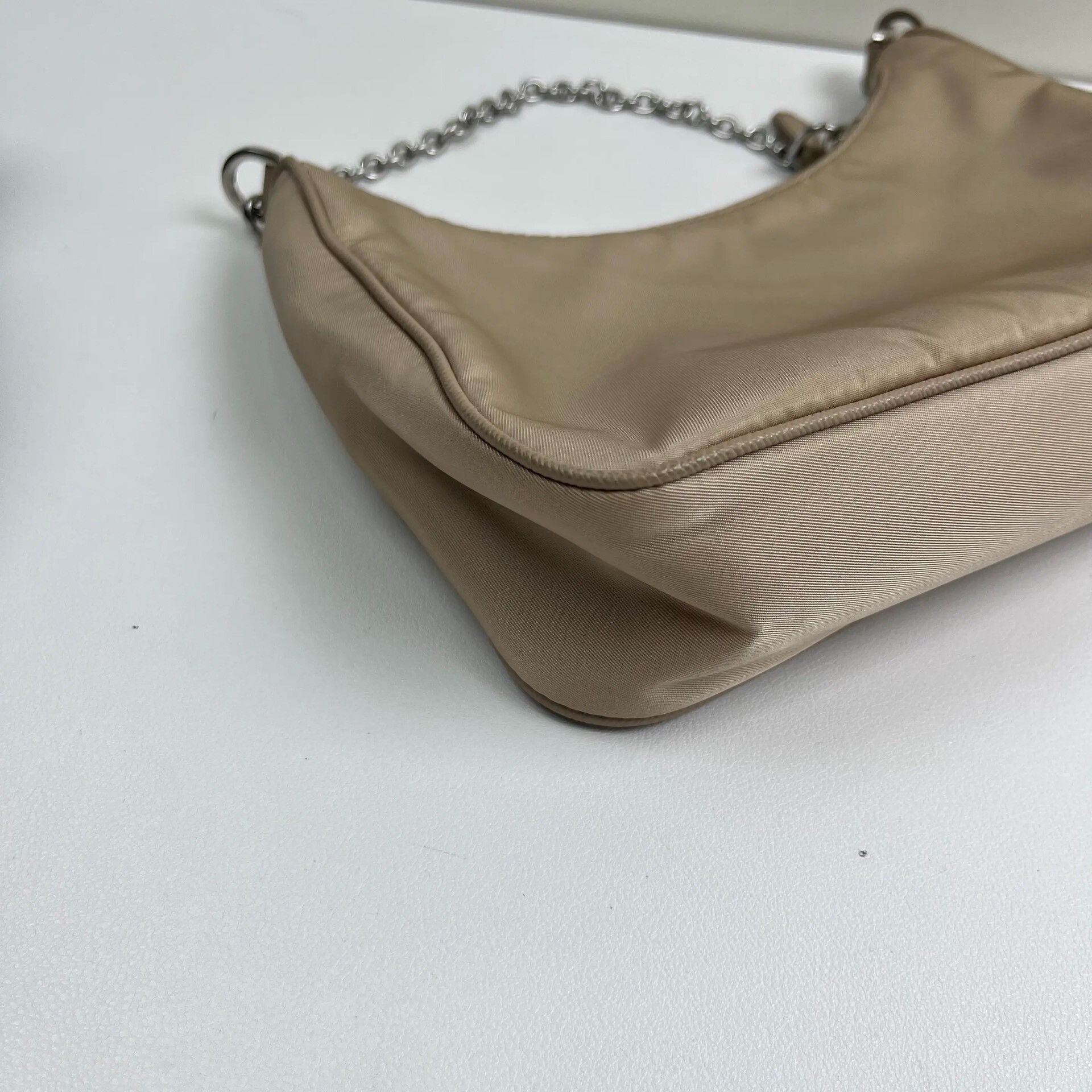 Prada Pre-loved Bag Very good condition Size ONE SIZE - 6 Thumbnail