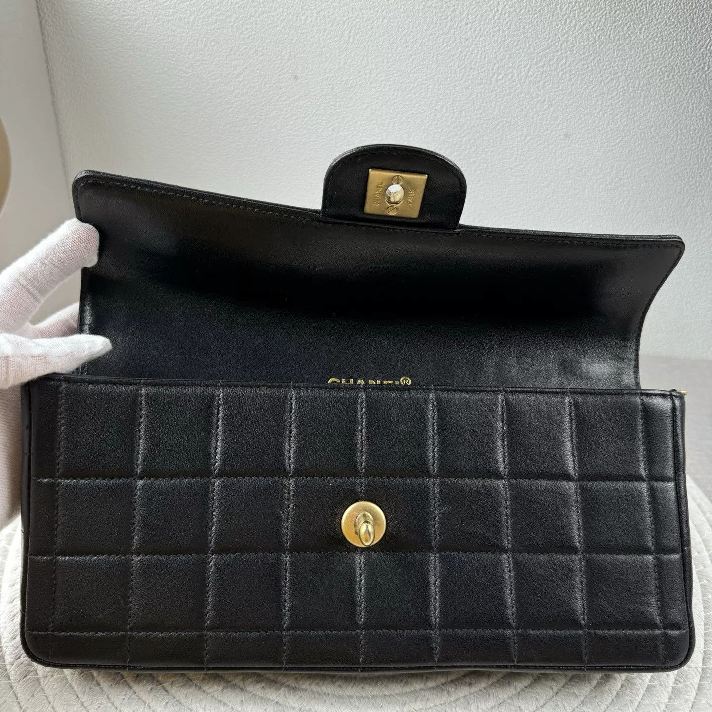 Chanel Pre-loved Bag Very good condition Size ONE SIZE - 6 Thumbnail