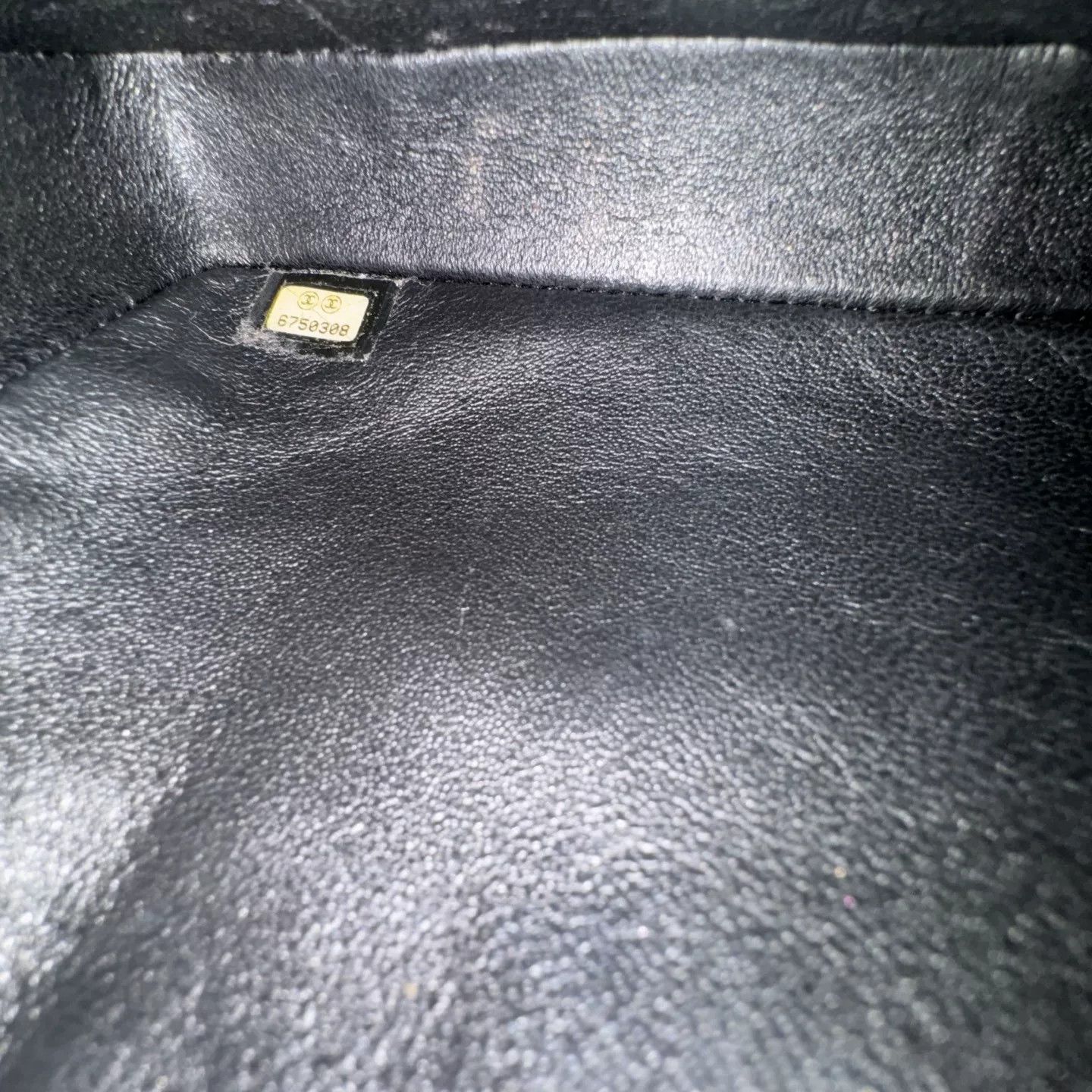 Chanel Pre-loved Bag Very good condition Size ONE SIZE - 9 Thumbnail