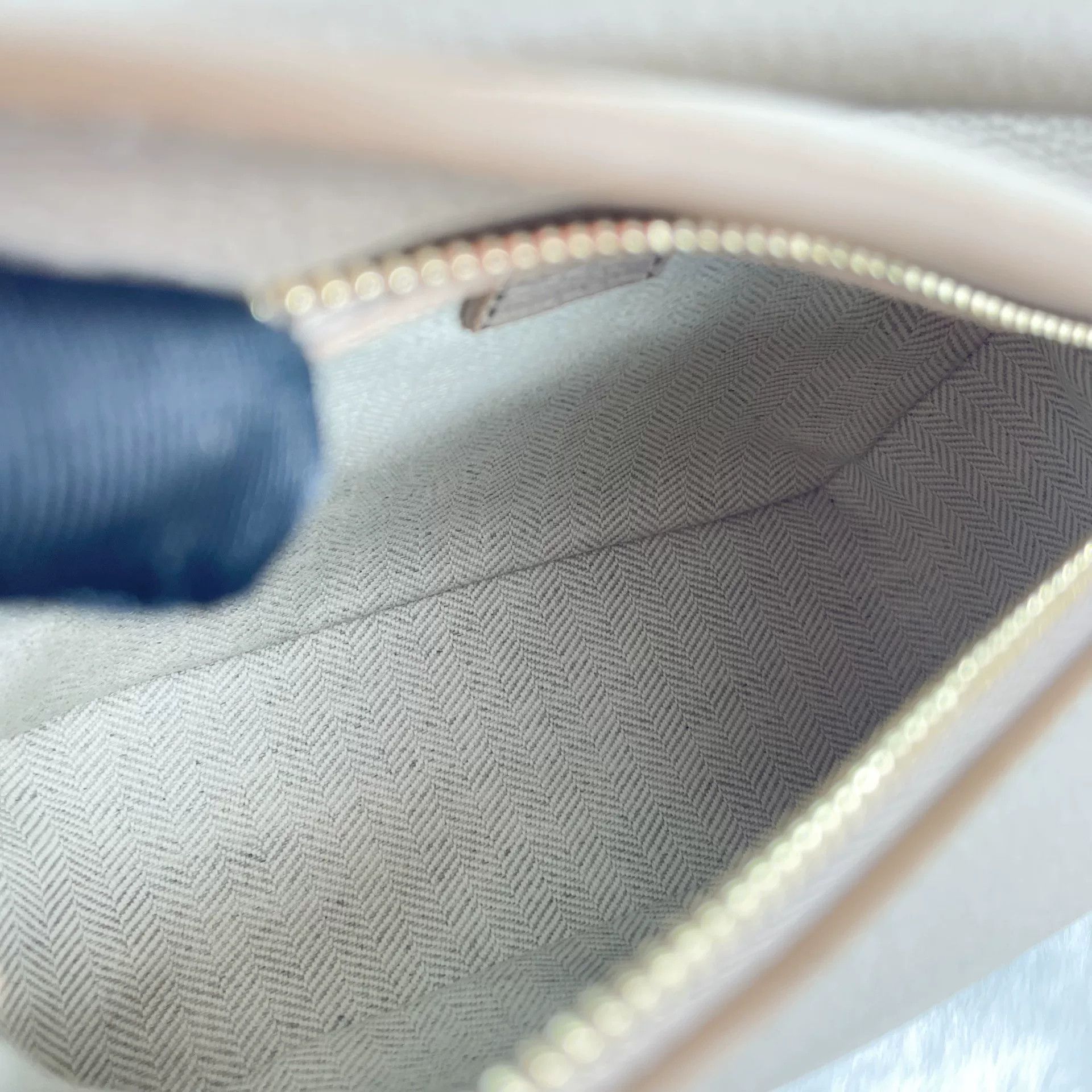 Loewe Pre-loved Bag Very good condition Size ONE SIZE - 8 Thumbnail