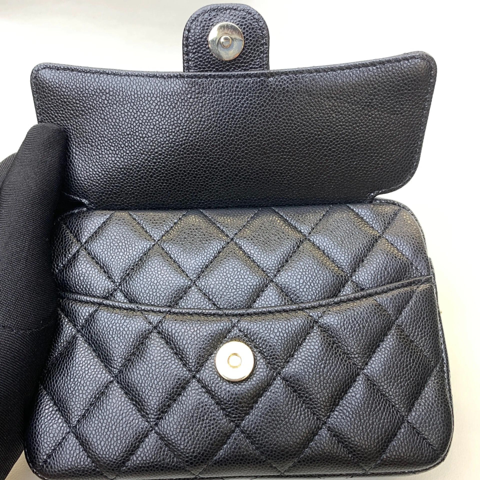 Chanel Pre-loved Bag Brand new condition Size ONE SIZE - 5 Thumbnail