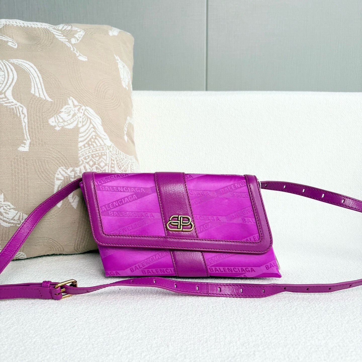 Balenciaga Pre-loved Bag Very good condition Size ONE SIZE - 2 Thumbnail