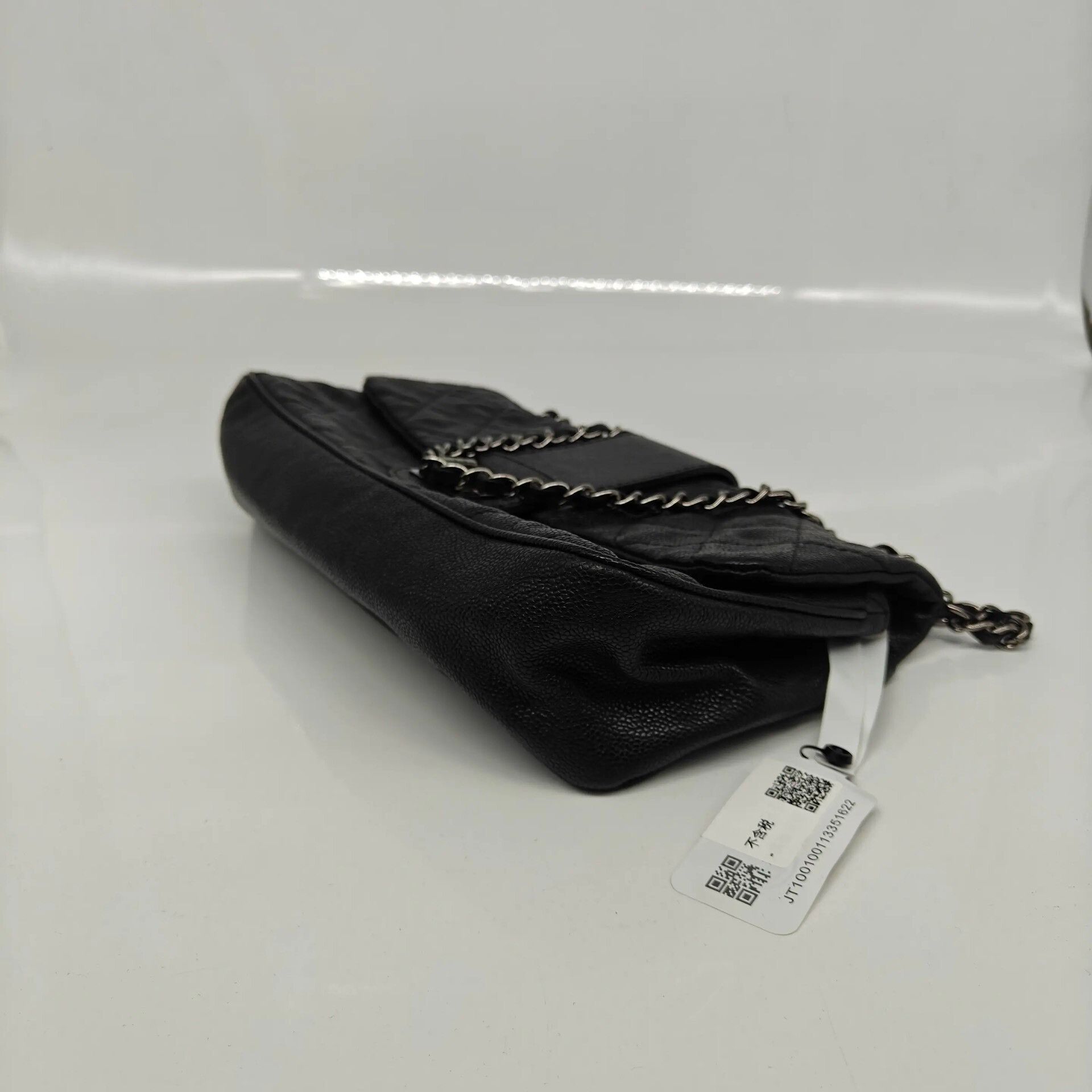 Chanel Pre-loved Bag Very good condition Size ONE SIZE - 5 Thumbnail
