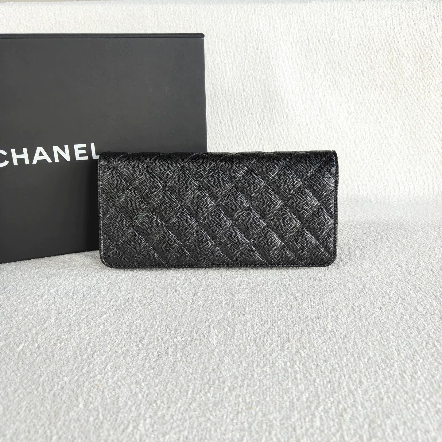Chanel Pre-loved Bag Very good condition Size ONE SIZE - 3 Thumbnail