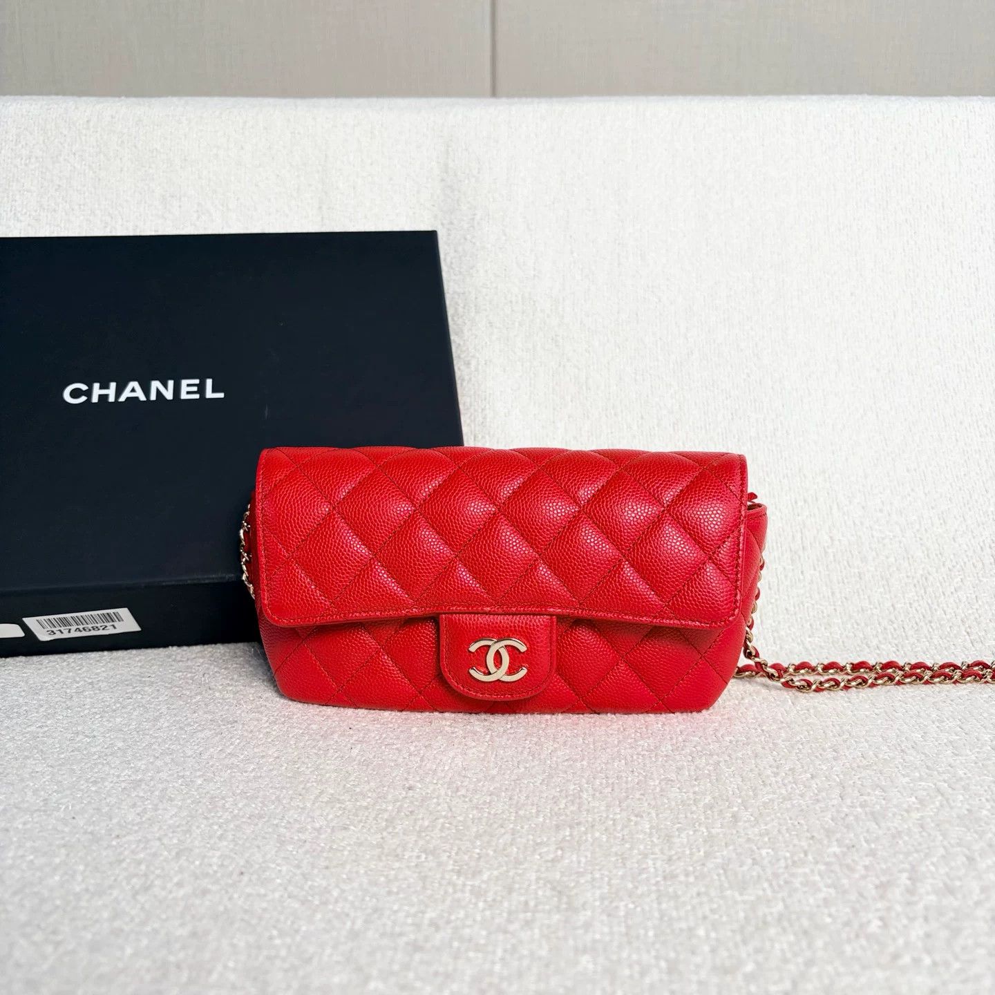 Chanel Pre-loved Bag Very good condition Size ONE SIZE - 2 Thumbnail