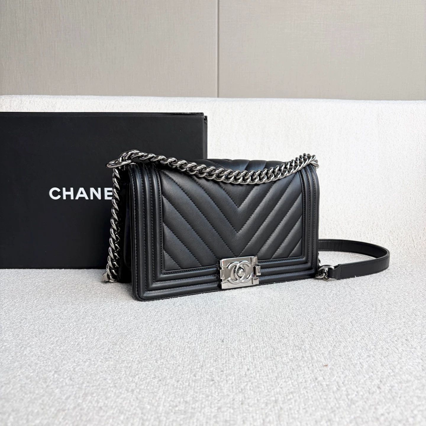 Chanel Pre-loved Bag Very good condition Size ONE SIZE - 6 Thumbnail