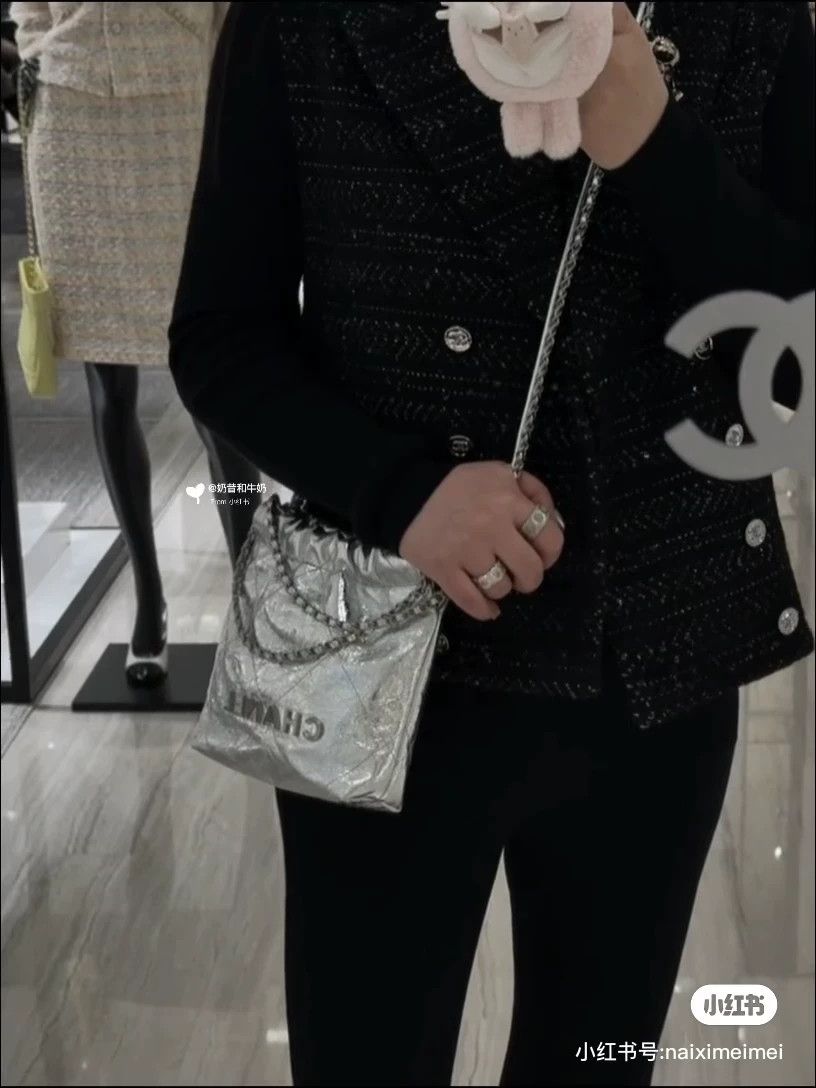 Chanel Pre-loved Bag Very good condition Size ONE SIZE - 7 Thumbnail