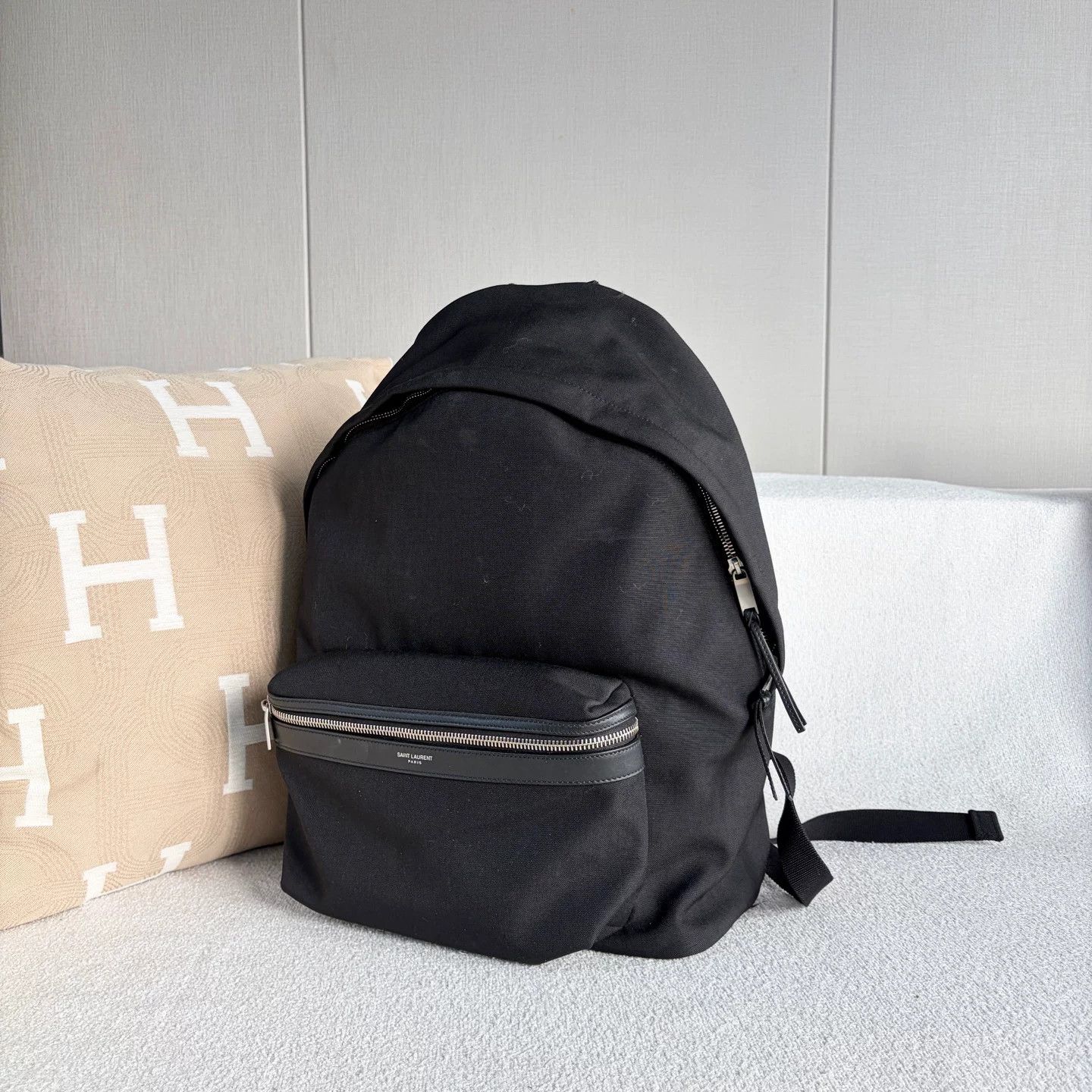 Saint Laurent Paris Pre-loved Bag Very good condition Size ONE SIZE - 4 Thumbnail