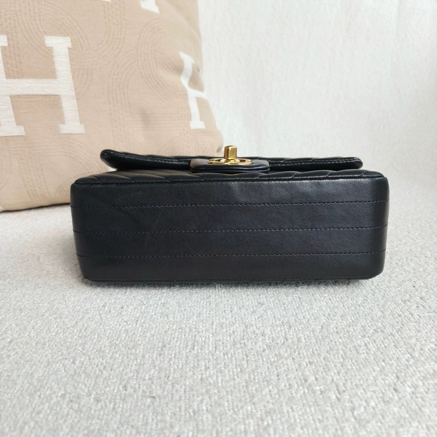 Chanel Pre-loved Bag Very good condition Size ONE SIZE - 5 Thumbnail