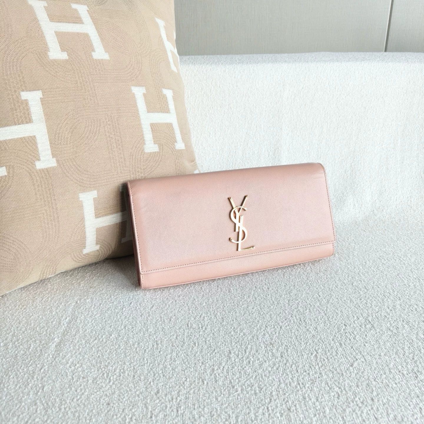 Saint Laurent Paris Pre-loved Bag Very good condition Size ONE SIZE - 6 Thumbnail