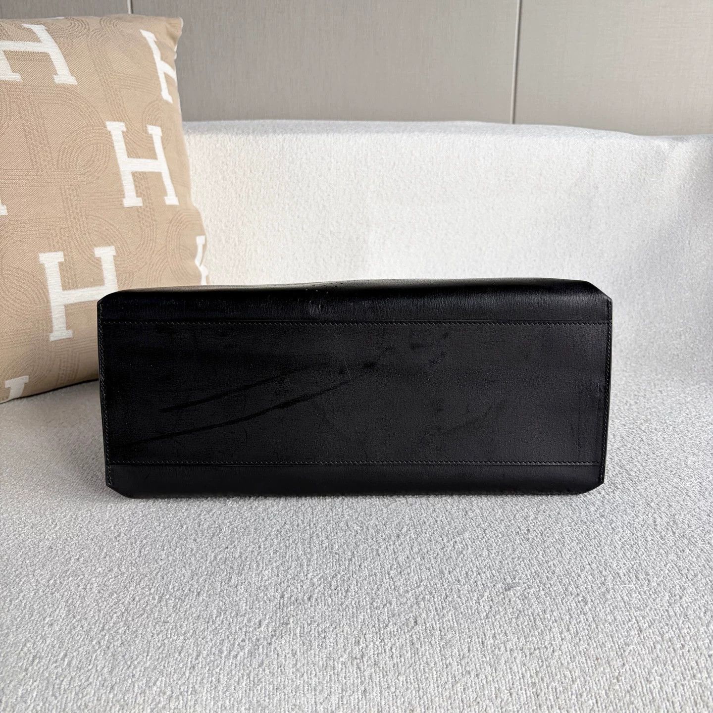 Saint Laurent Paris Pre-loved Bag Very good condition Size ONE SIZE - 5 Thumbnail
