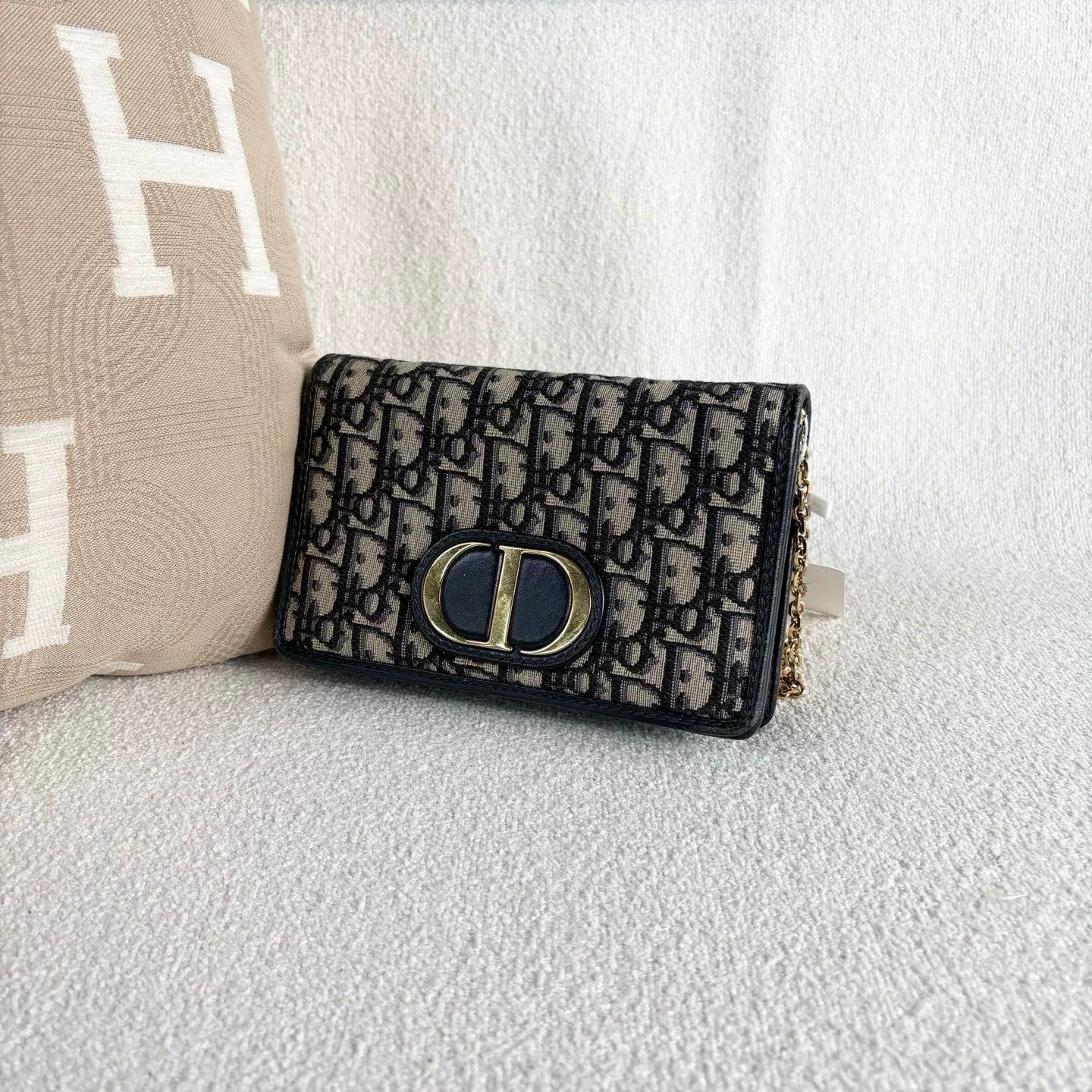 Dior Pre-loved Bag Very good condition Size ONE SIZE - 6 Thumbnail