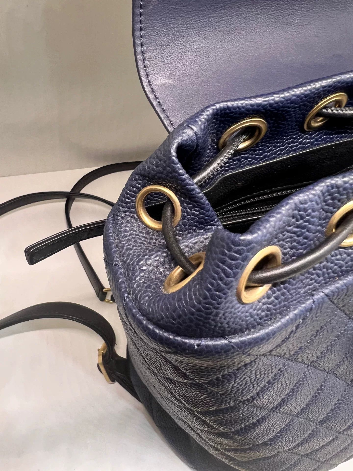 Chanel Pre-loved Bag Very good condition Size ONE SIZE - 8 Thumbnail