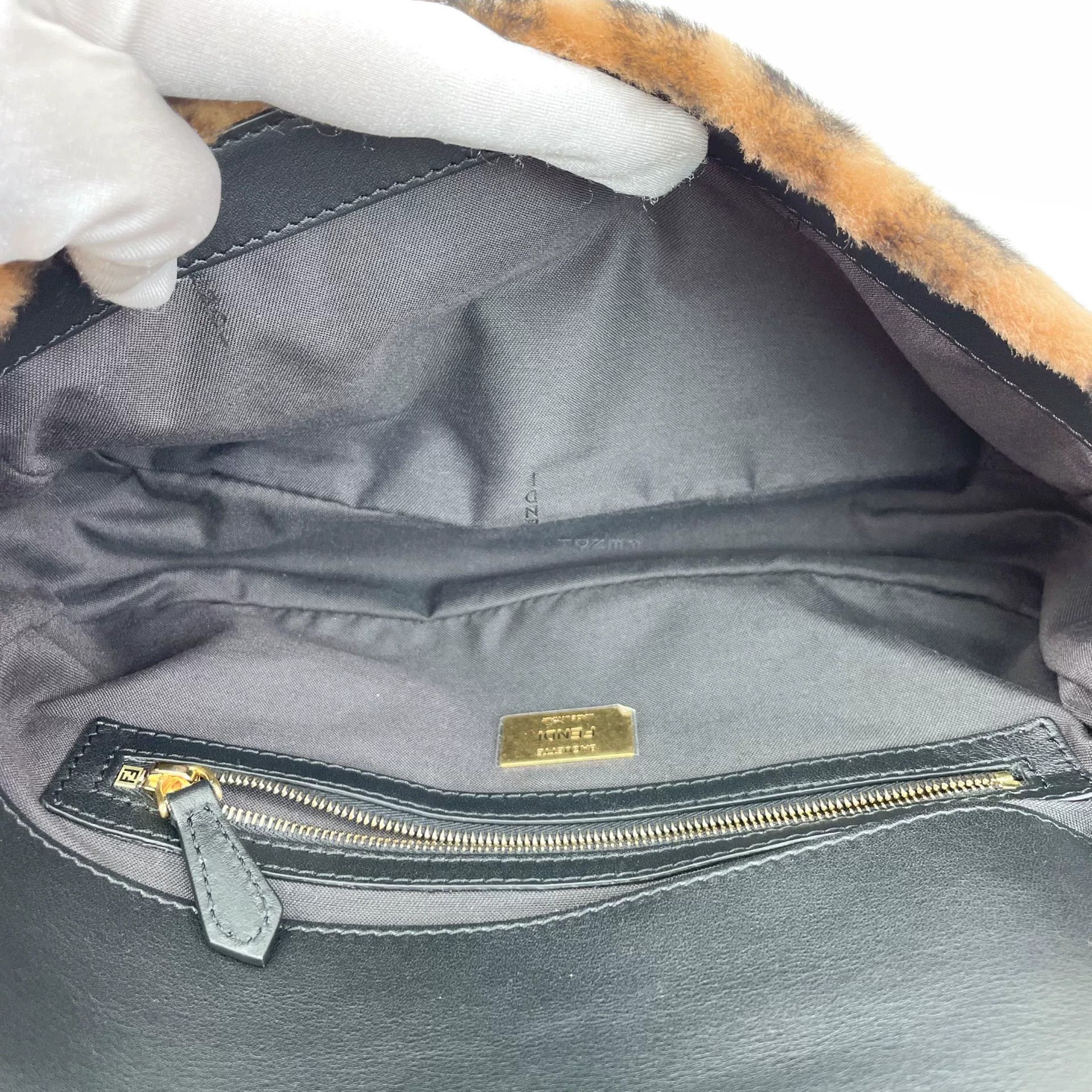 Fendi Pre-loved Bag Very good condition Size ONE SIZE - 7 Thumbnail