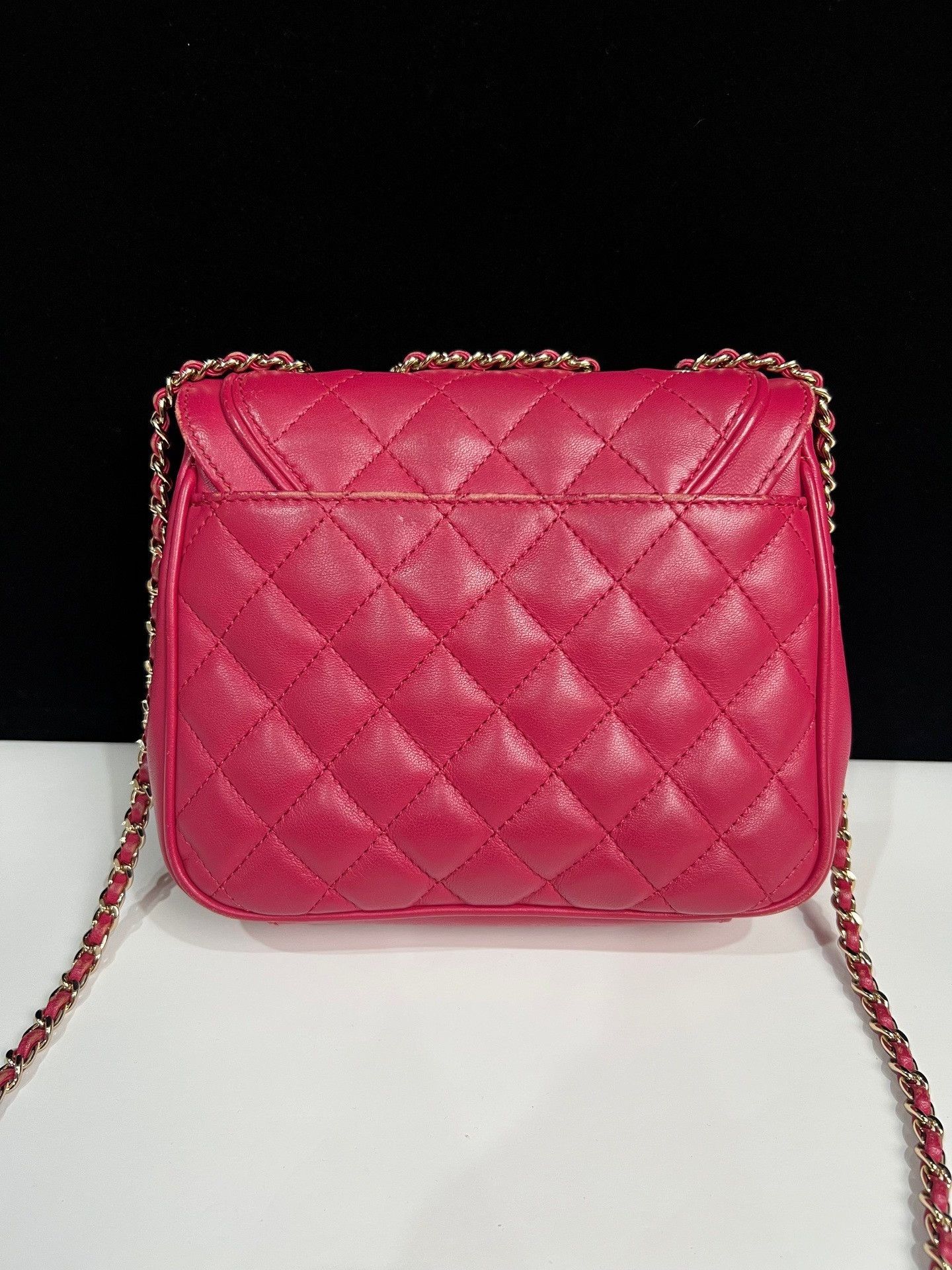 Chanel Pre-loved Bag Very good condition Size ONE SIZE - 3 Thumbnail