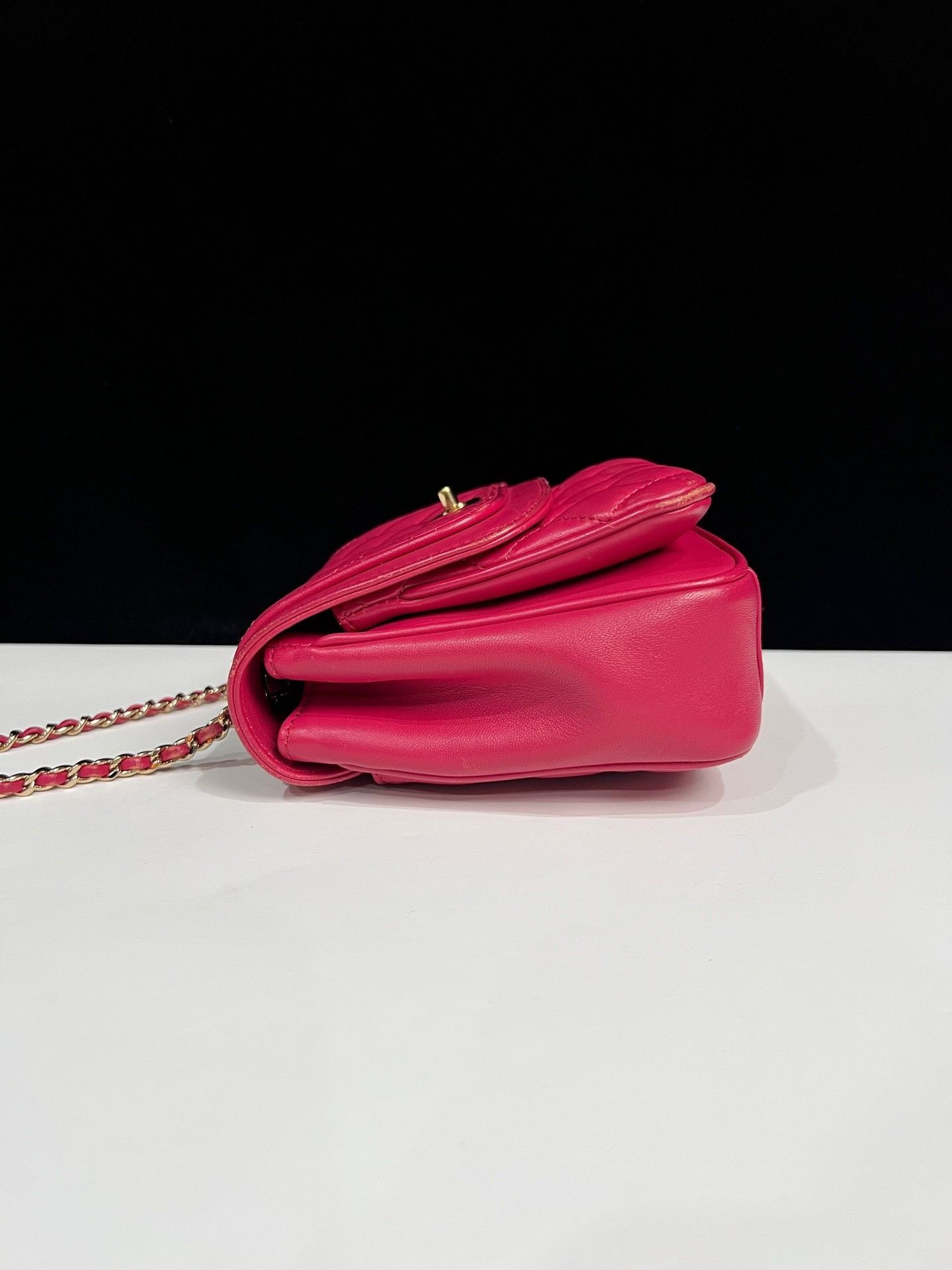 Chanel Pre-loved Bag Very good condition Size ONE SIZE - 4 Thumbnail