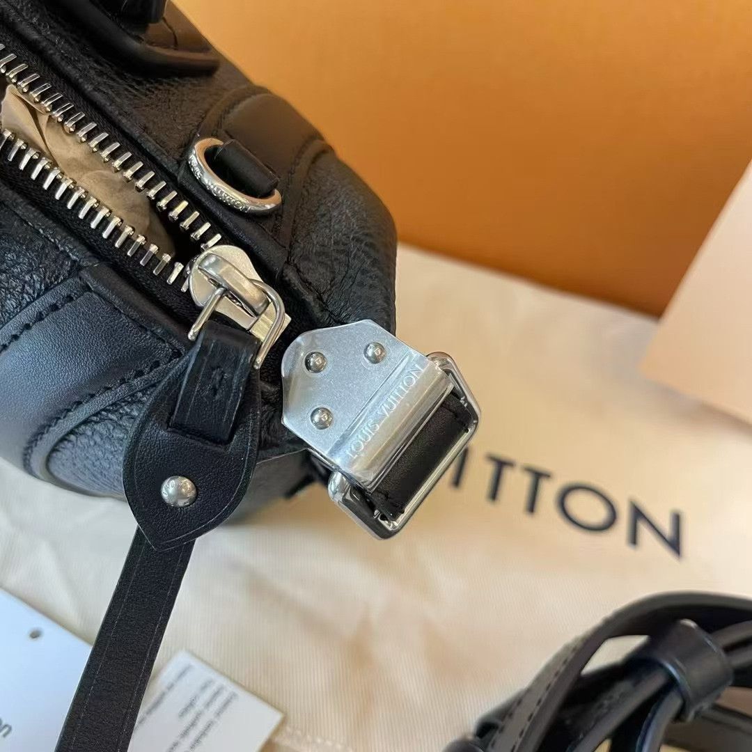 Louis Vuitton Pre-loved Bag Brand new condition Size ONE SIZE - 5 Thumbnail
